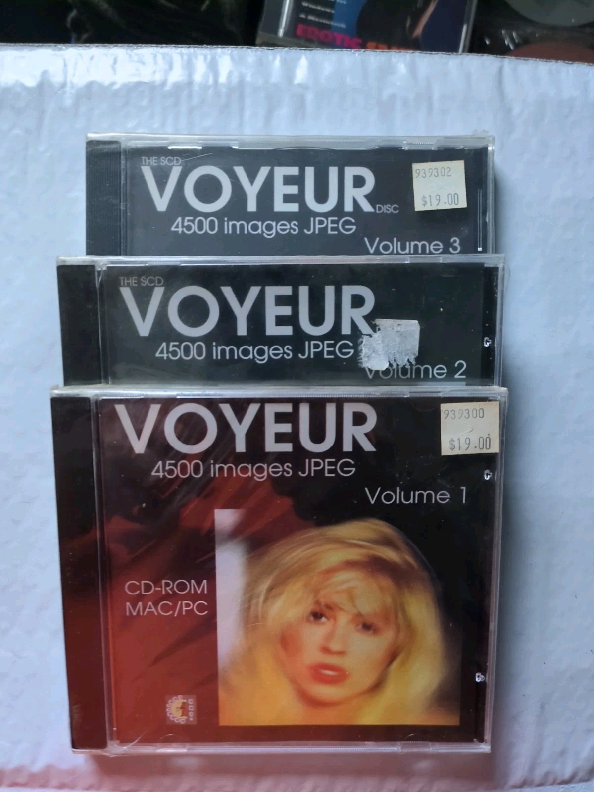 Lot of 3x Sealed New Voyeur Vol 1,2 &3 MAC/PC CD-ROM 4500 JPEG Images Ea. Sale