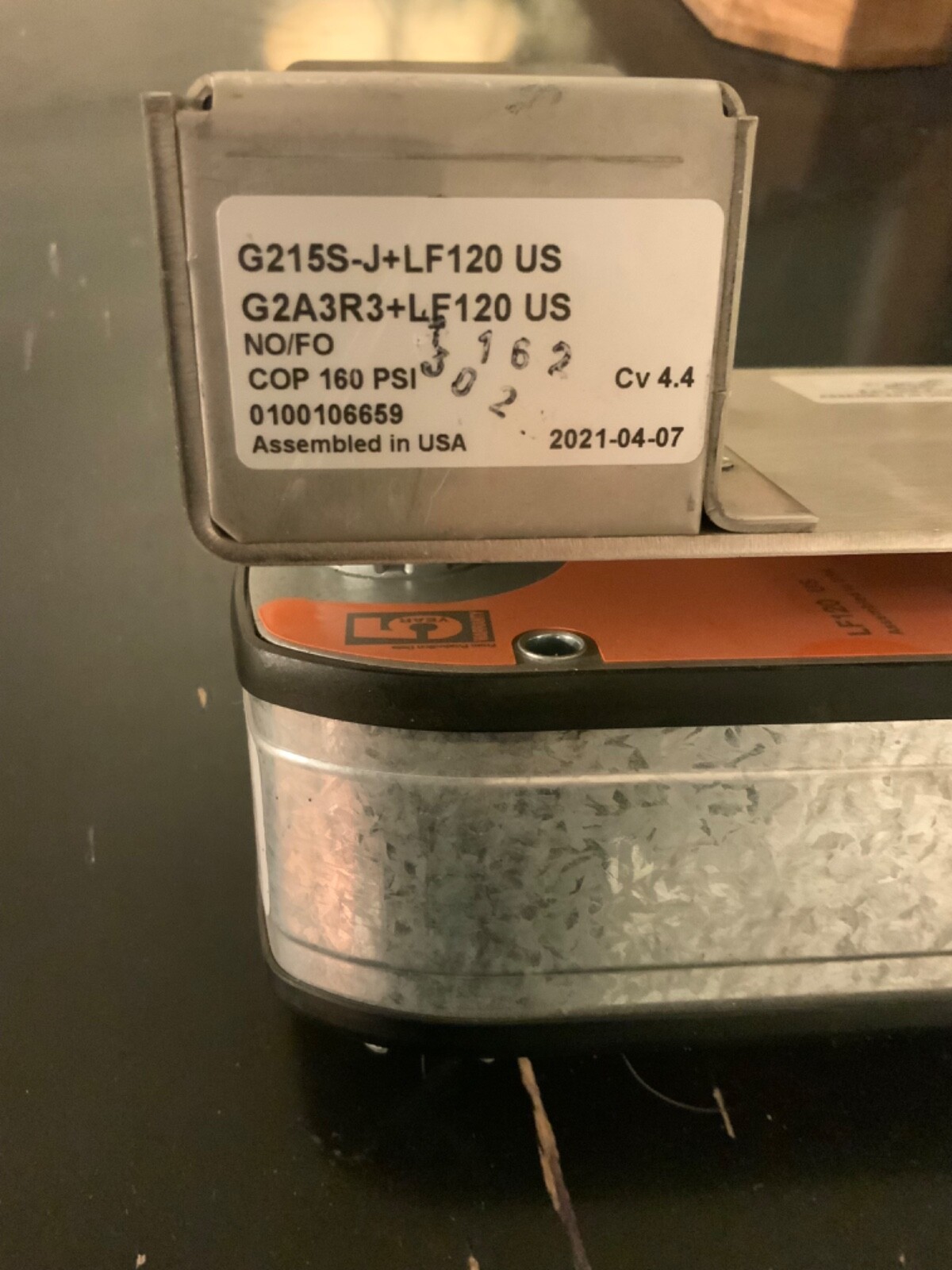 Belimo G215S-J+LF120 US globe valve