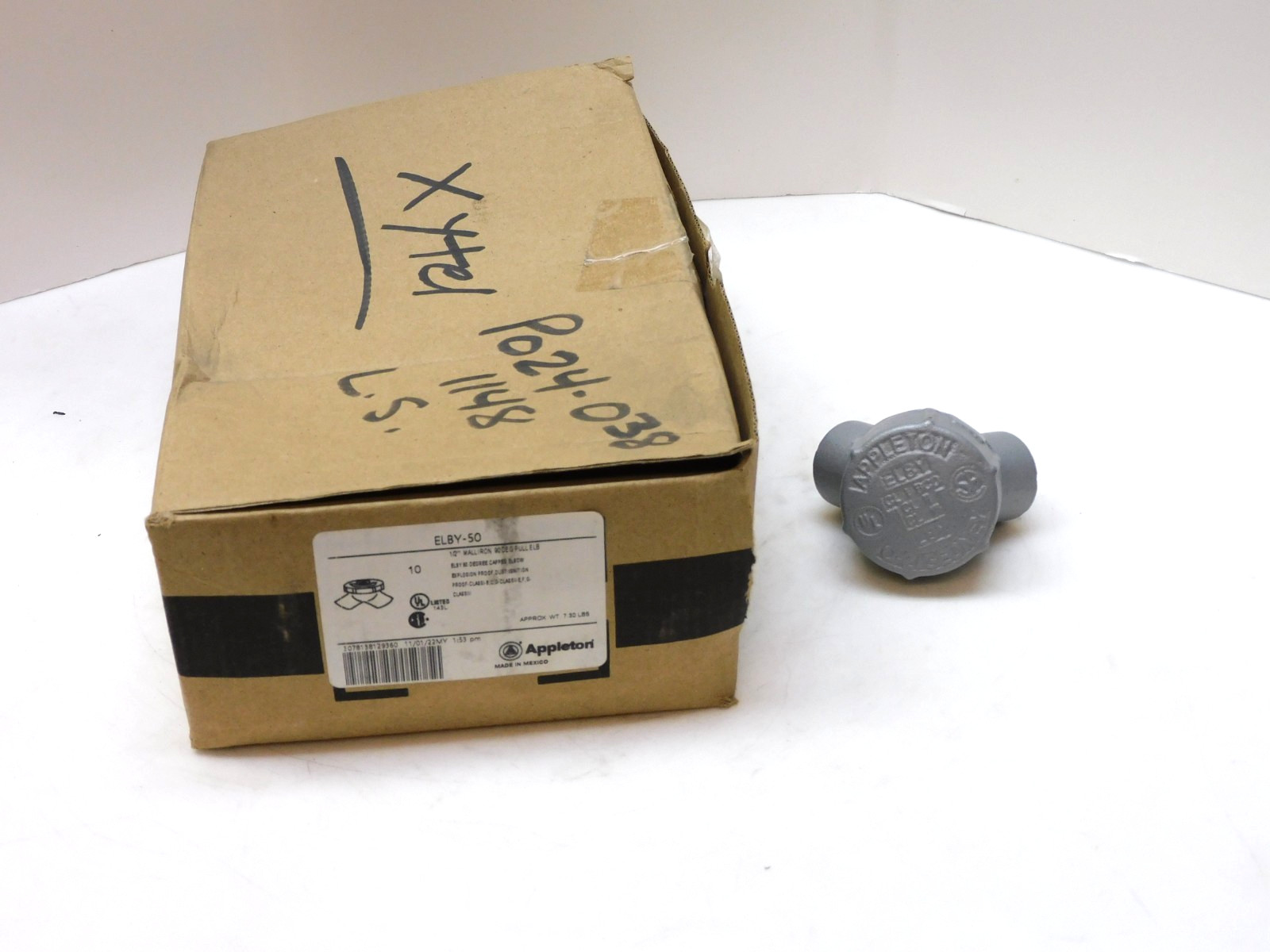 Appleton ELBY-50 Capped Elbow 1/2" MallIron 90° pull ELB