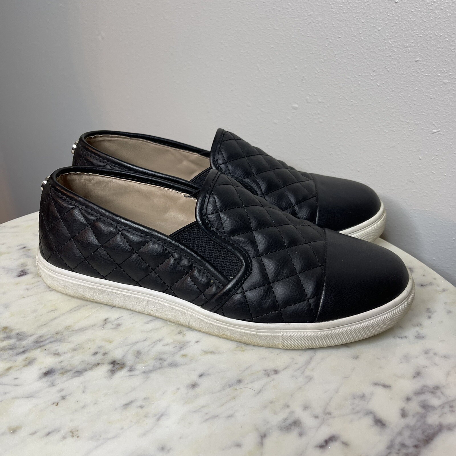 Steve Madden Sz 8.5 "Zaander" Black Faux Leather slip-on sneakers Shoes -F1