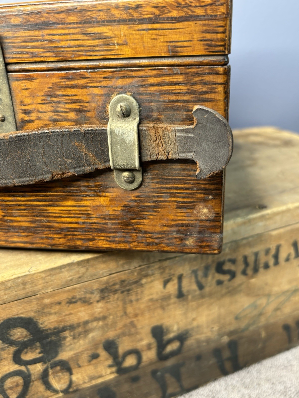 Antique 1920s WESTON D.C. ANTIQUE VOLTMETER, MODEL 45, SOLID OAK 16934