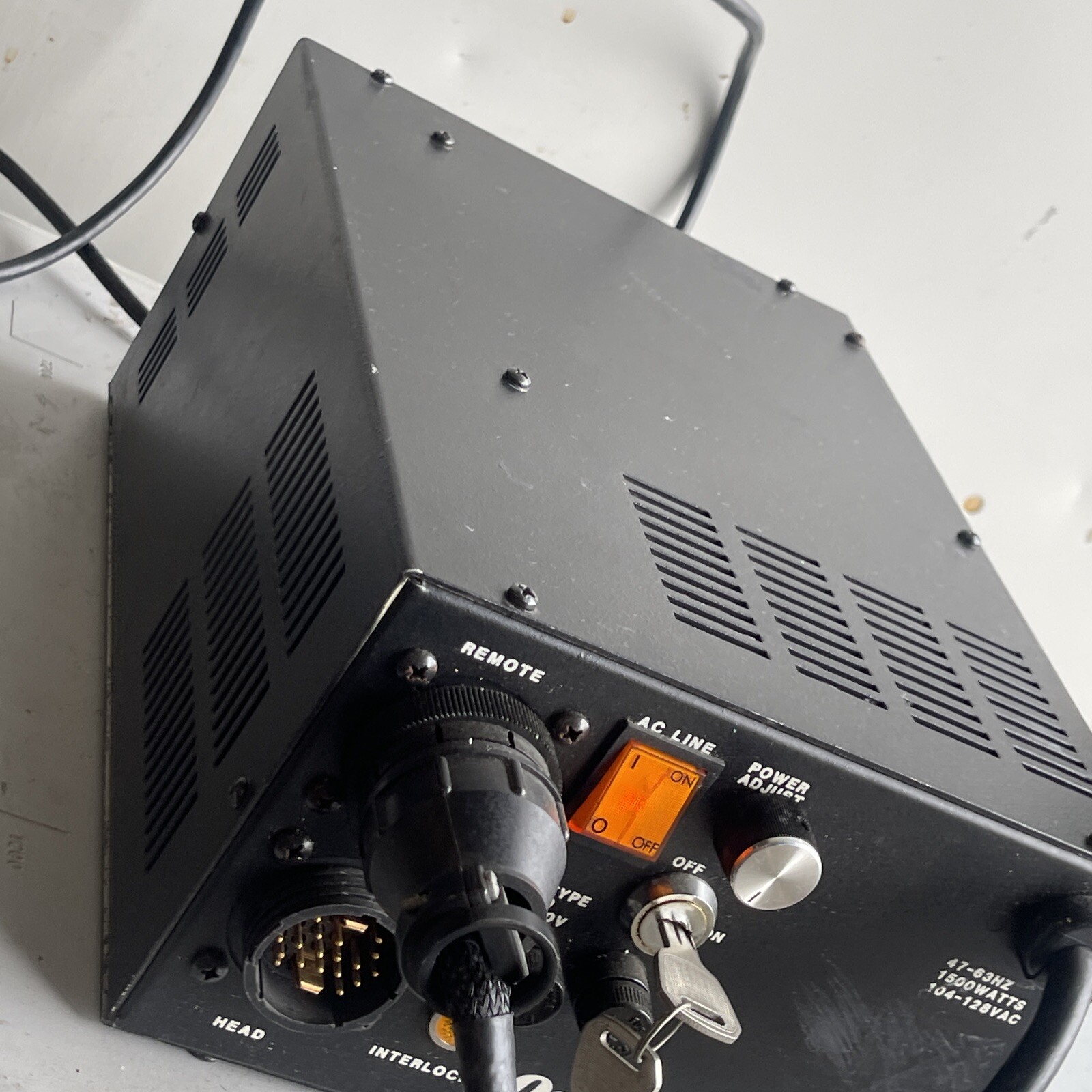 OMNICHROME POWER SUPPLY MODEL 150 Tested