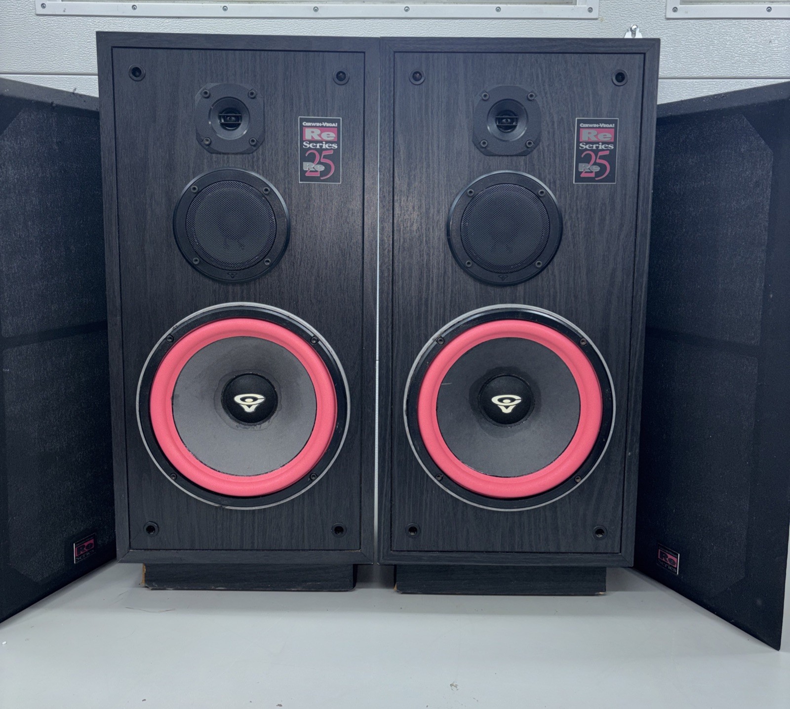 Cerwin Vega RE25 Speakers New Foam & Coil Alignment OEM Woofers-Fair Condition