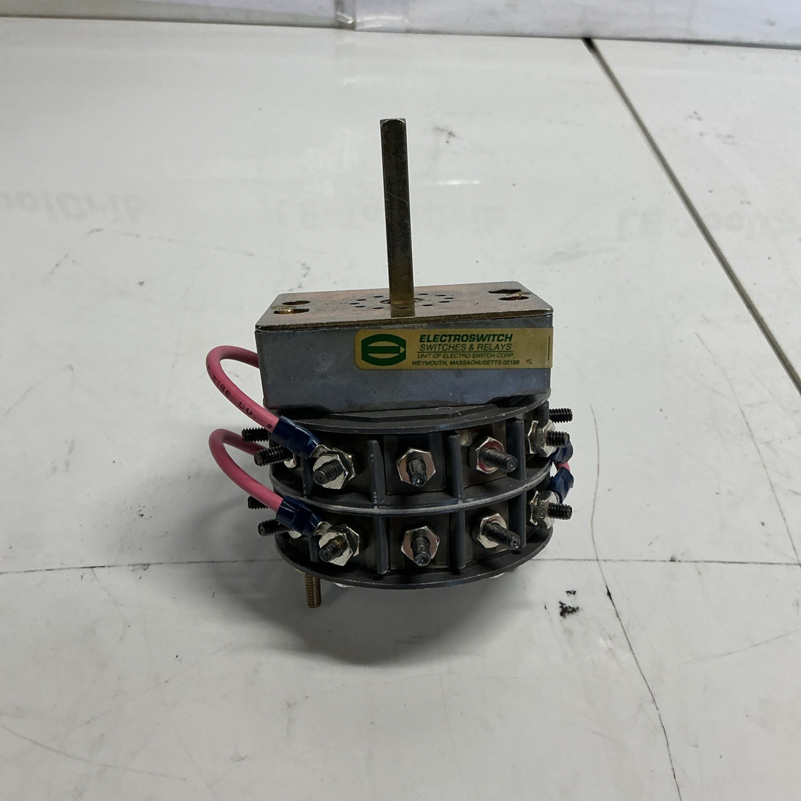 Electroswitch 0453 8116A42G01 Utility Rotary Control Switch Assembly Z-502