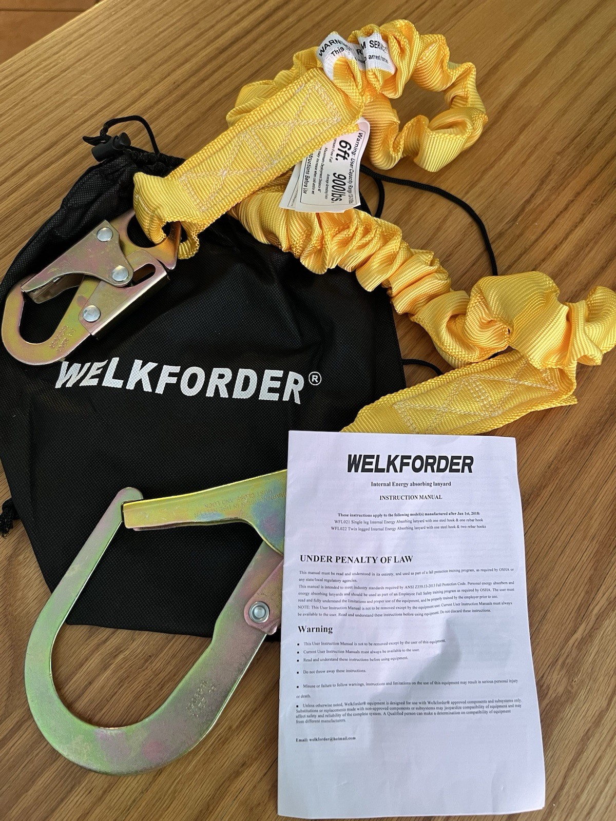 New Single Leg 6' Fall Protection Internal Shock Absorbing Stretchable Lanyard