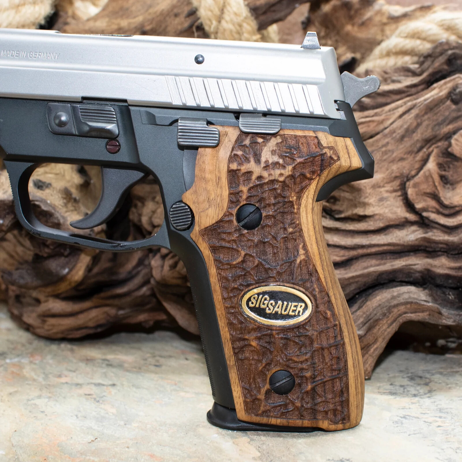 NEW SIG P228 P229 Pistol GRIP METAL LOGO GRIP TURKISH WALNUT WOOD NICE HAND MADE