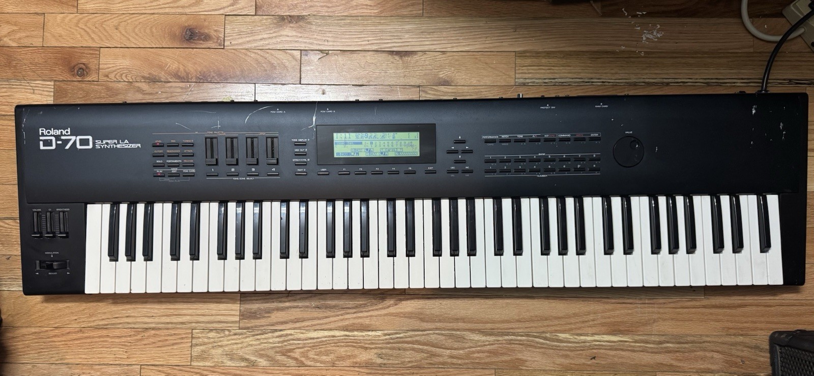 Roland D70 Synthesizer