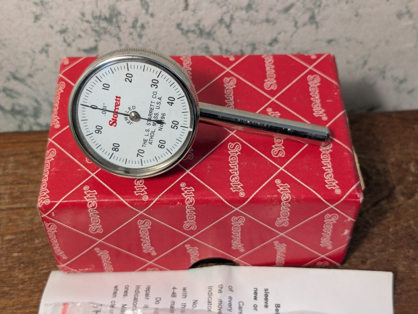 STARRETT UNIVERSAL DIAL TEST INDICATOR NO 196B1