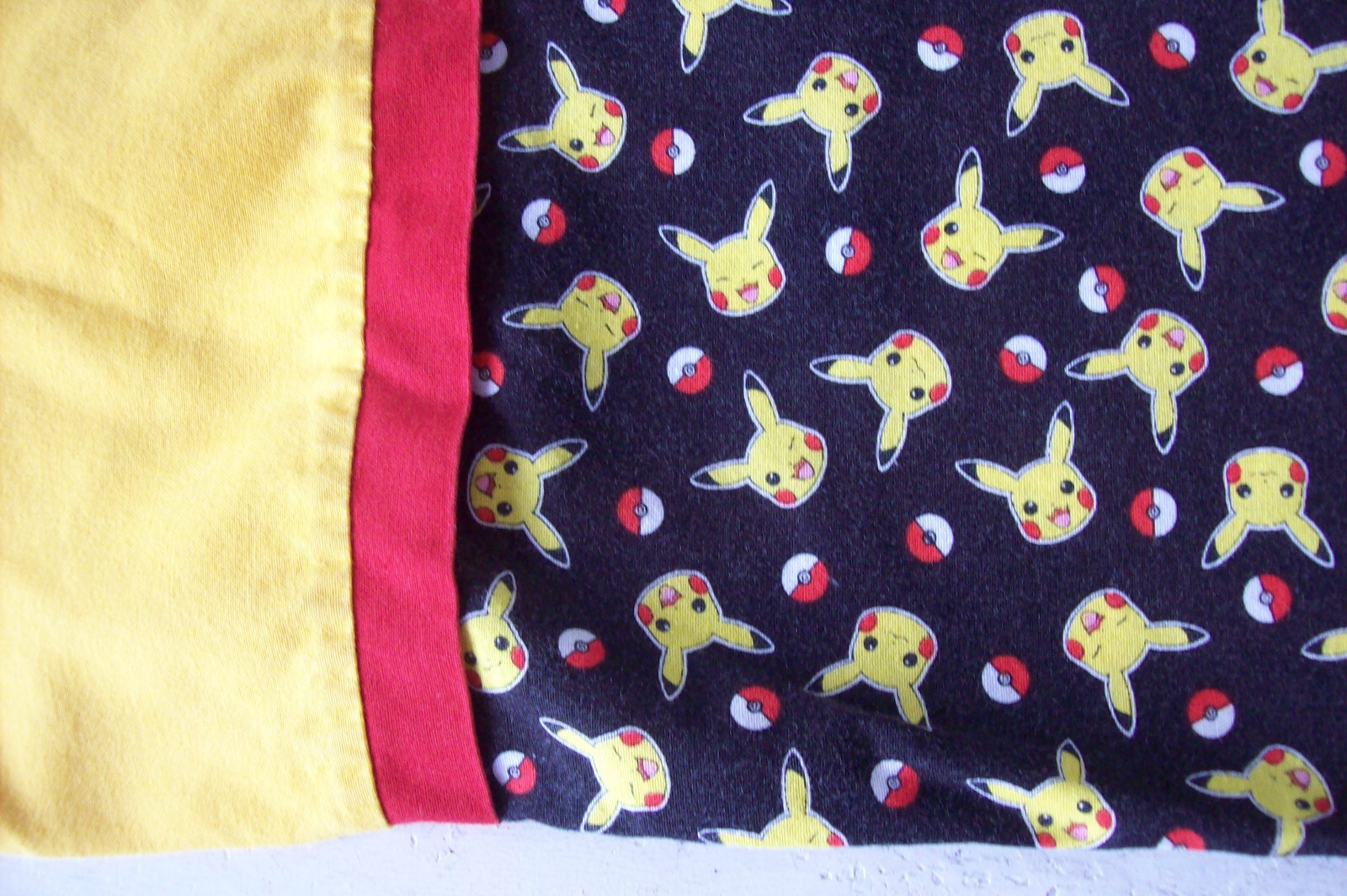 POKEMON PIKACHU STANDARD SIZE PILLOWCASE~COTTON