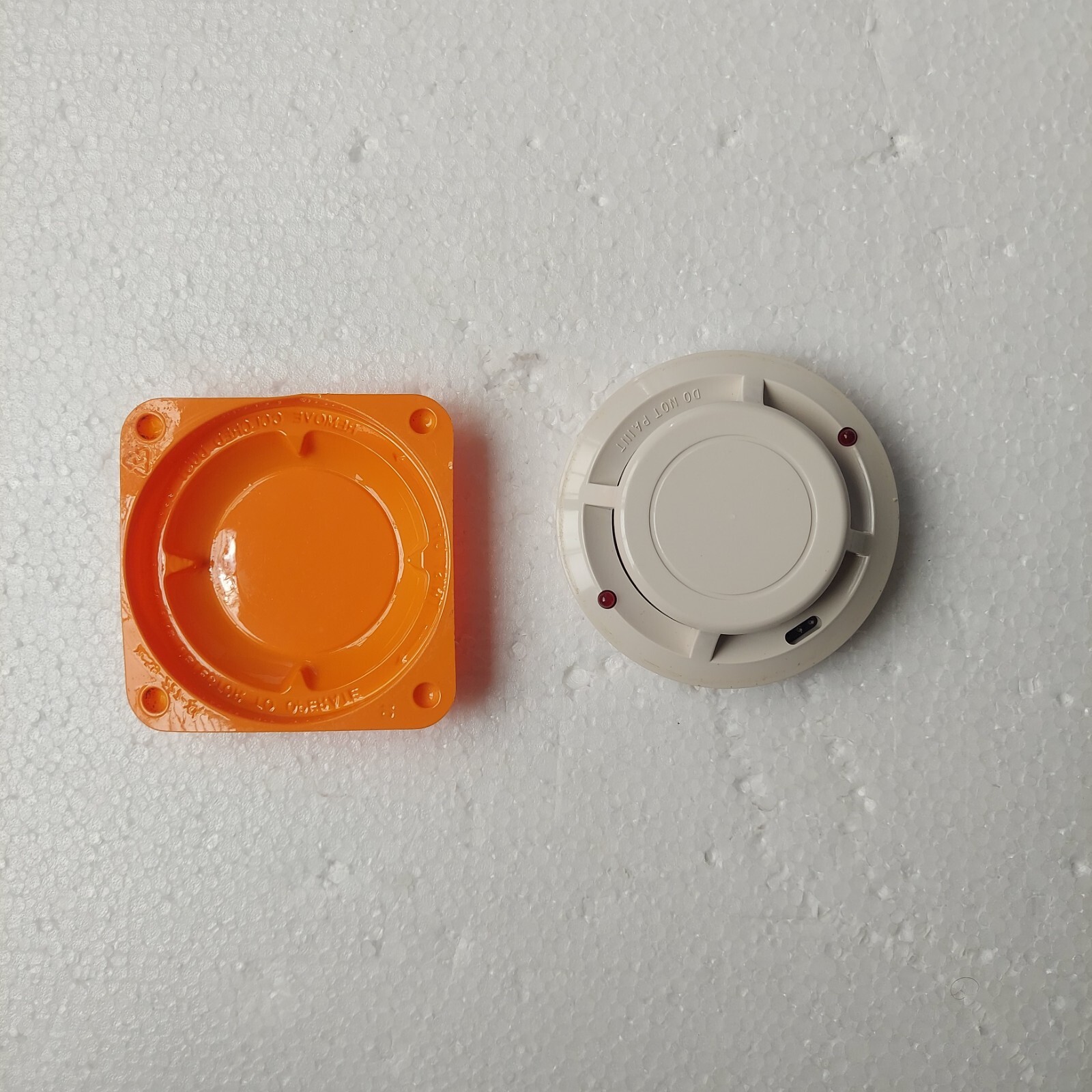 SYSTEM SENSOR 1151 SMOKE AUTOMATIC FIRE DETECTOR HEAD