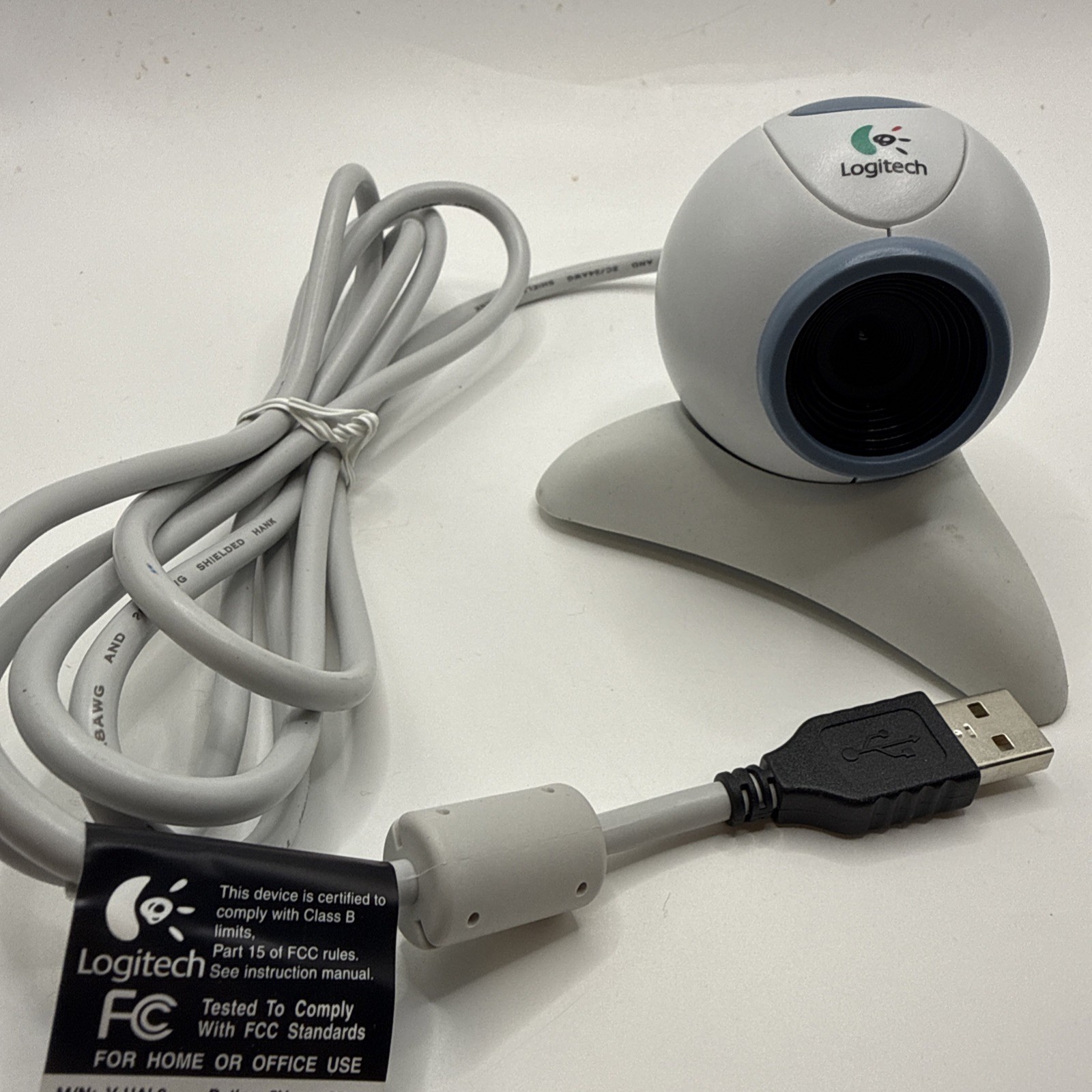Vintage Logitech QuickCam Chat USB Webcam White Blue Sphere Early 2000s Untested