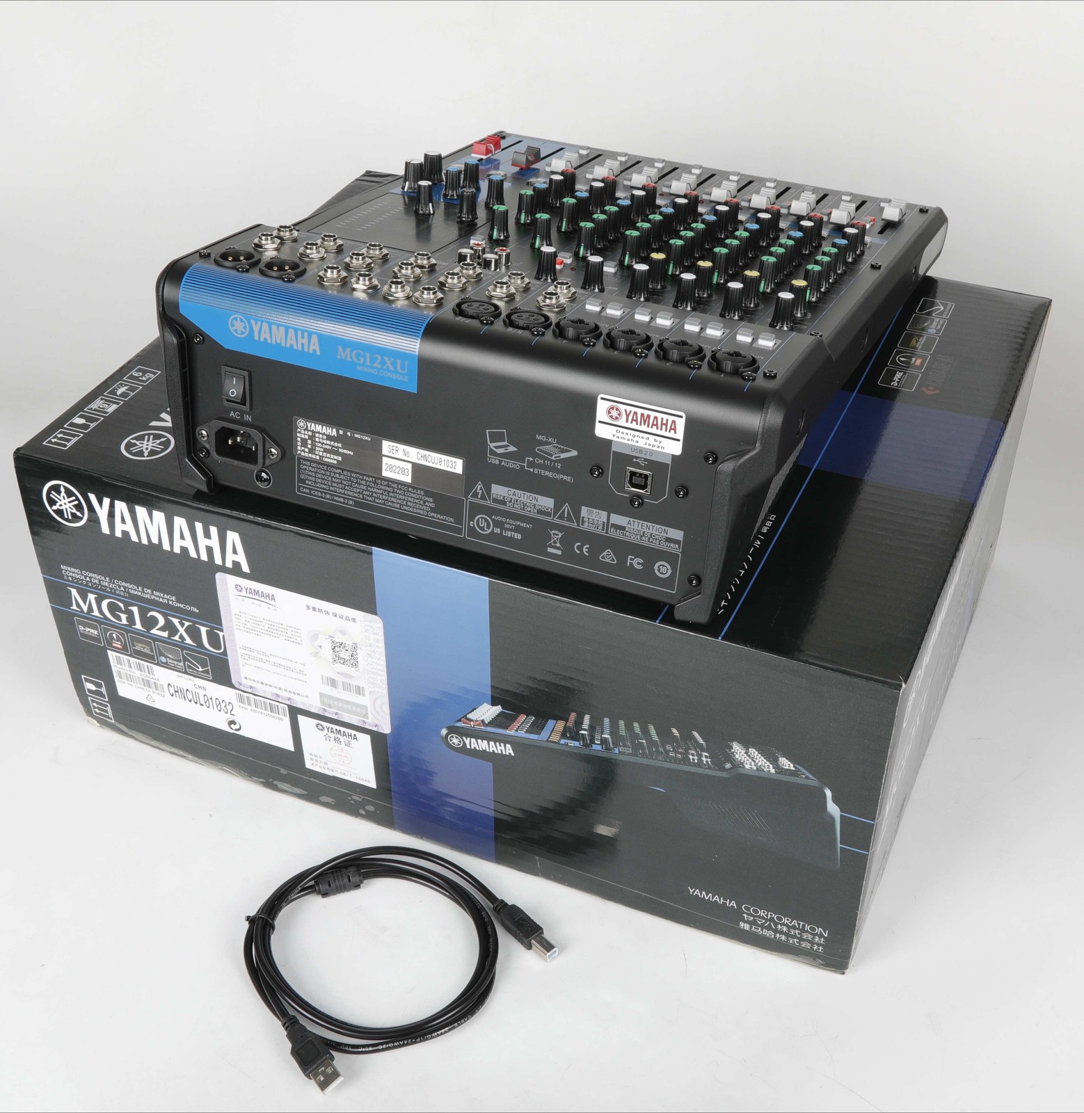 New Yamaha MG12XU 12 Channel Mixer With USB And Effects