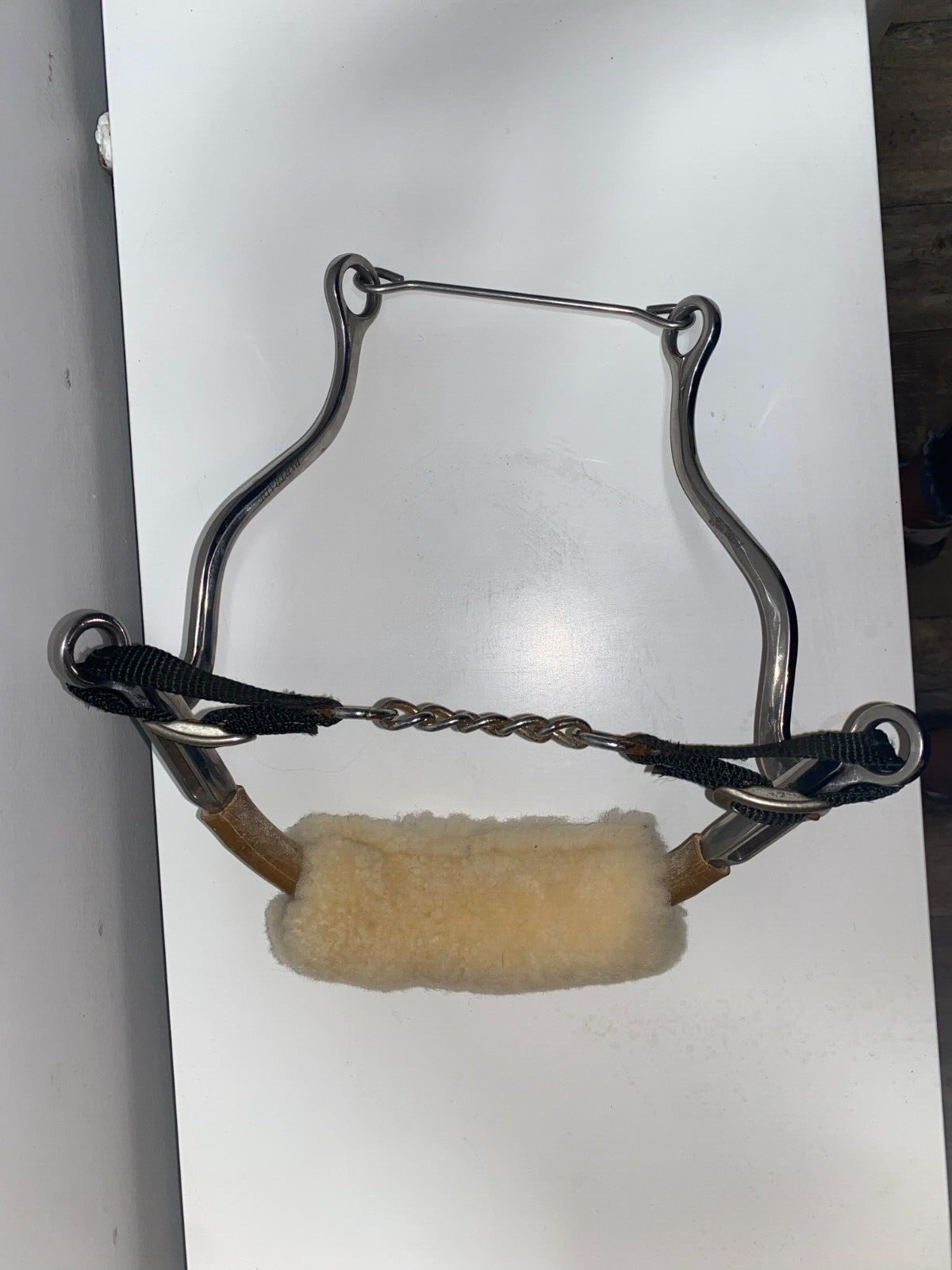 PARTRADE FLEECE NOSE MECHANICAL HACKAMORE WITH CHIN STRAP