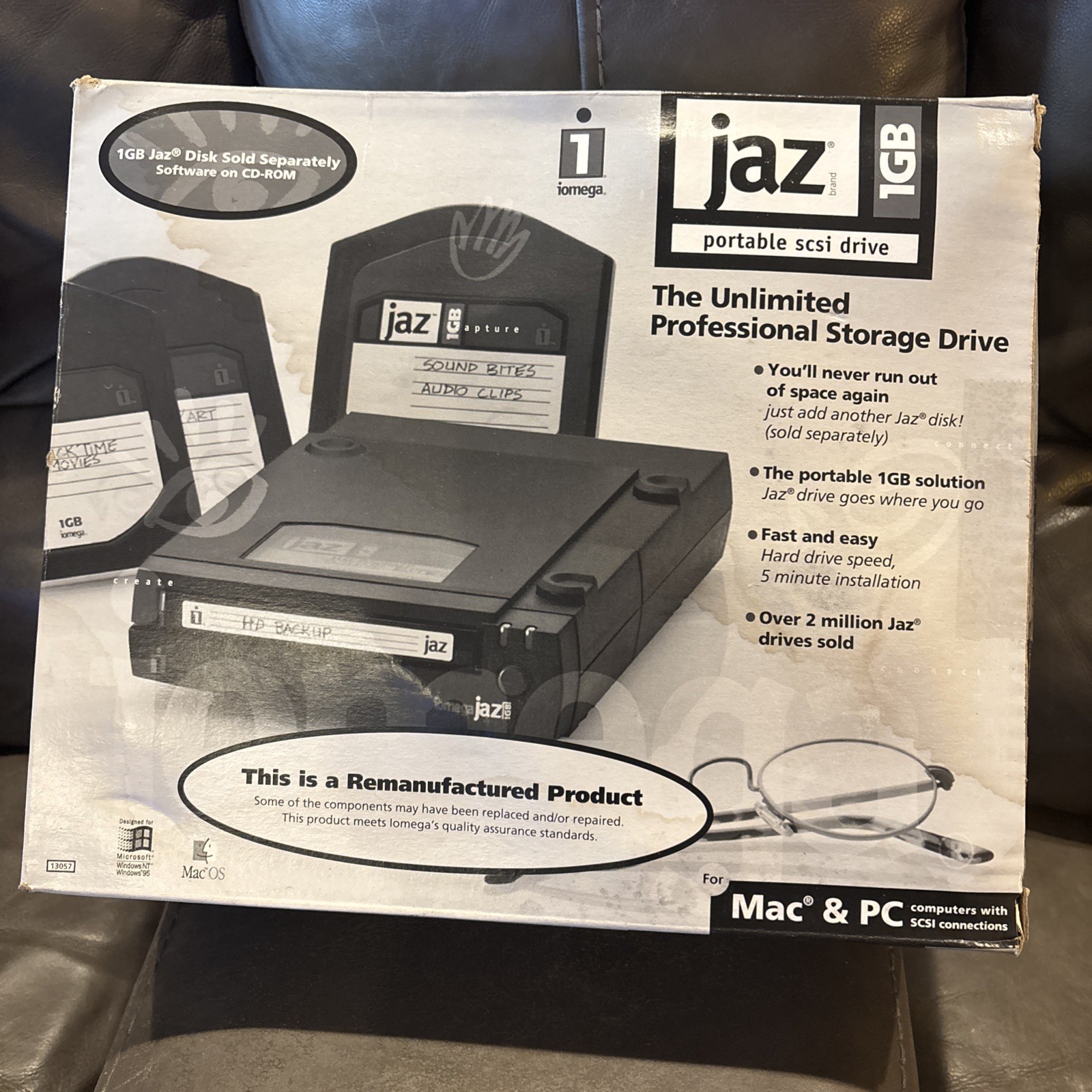 New open box (see pictures)Iomega Jax 1 GB portable scsi dive