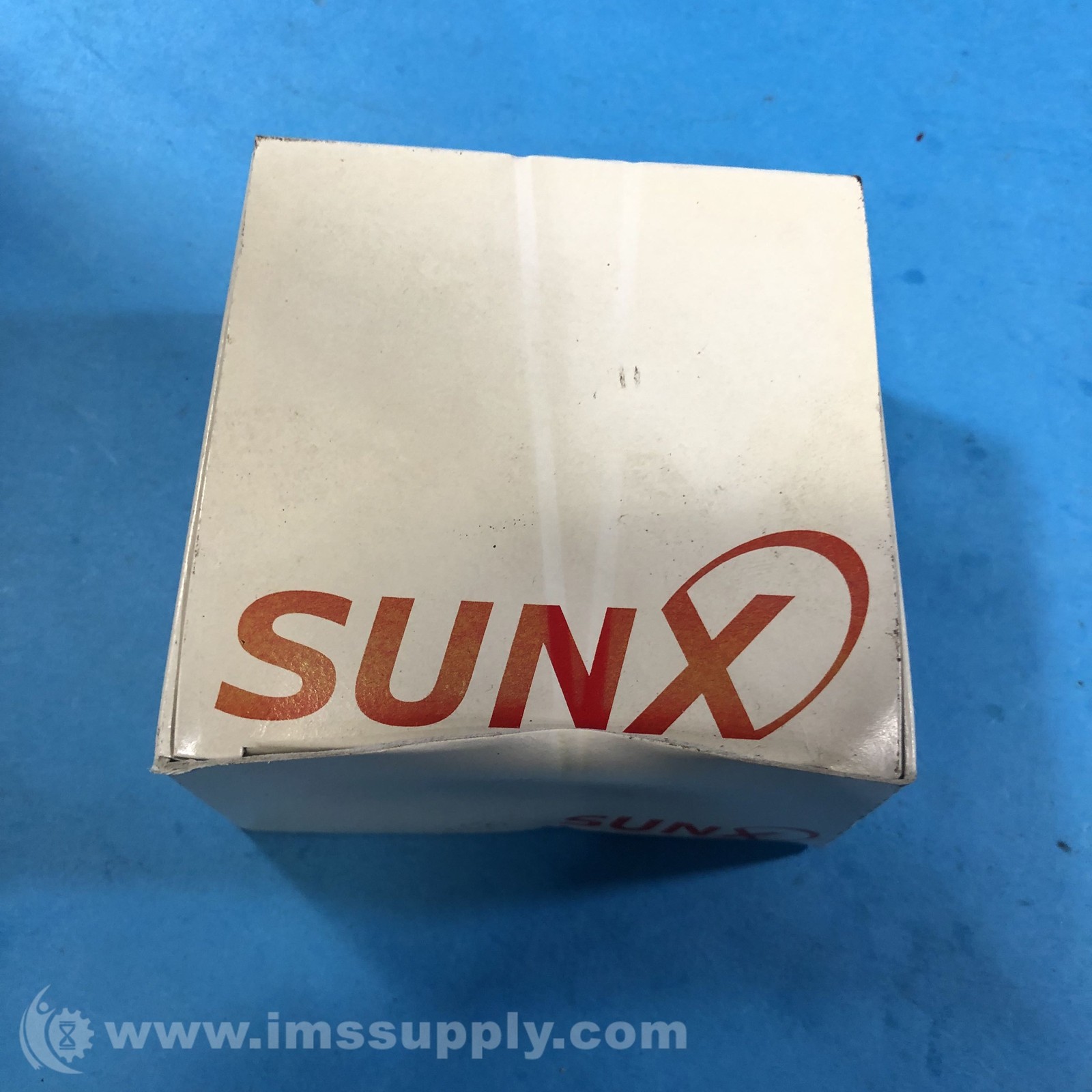 SUNX GX-18MU Cylindrical Proximity Sensor FNOB