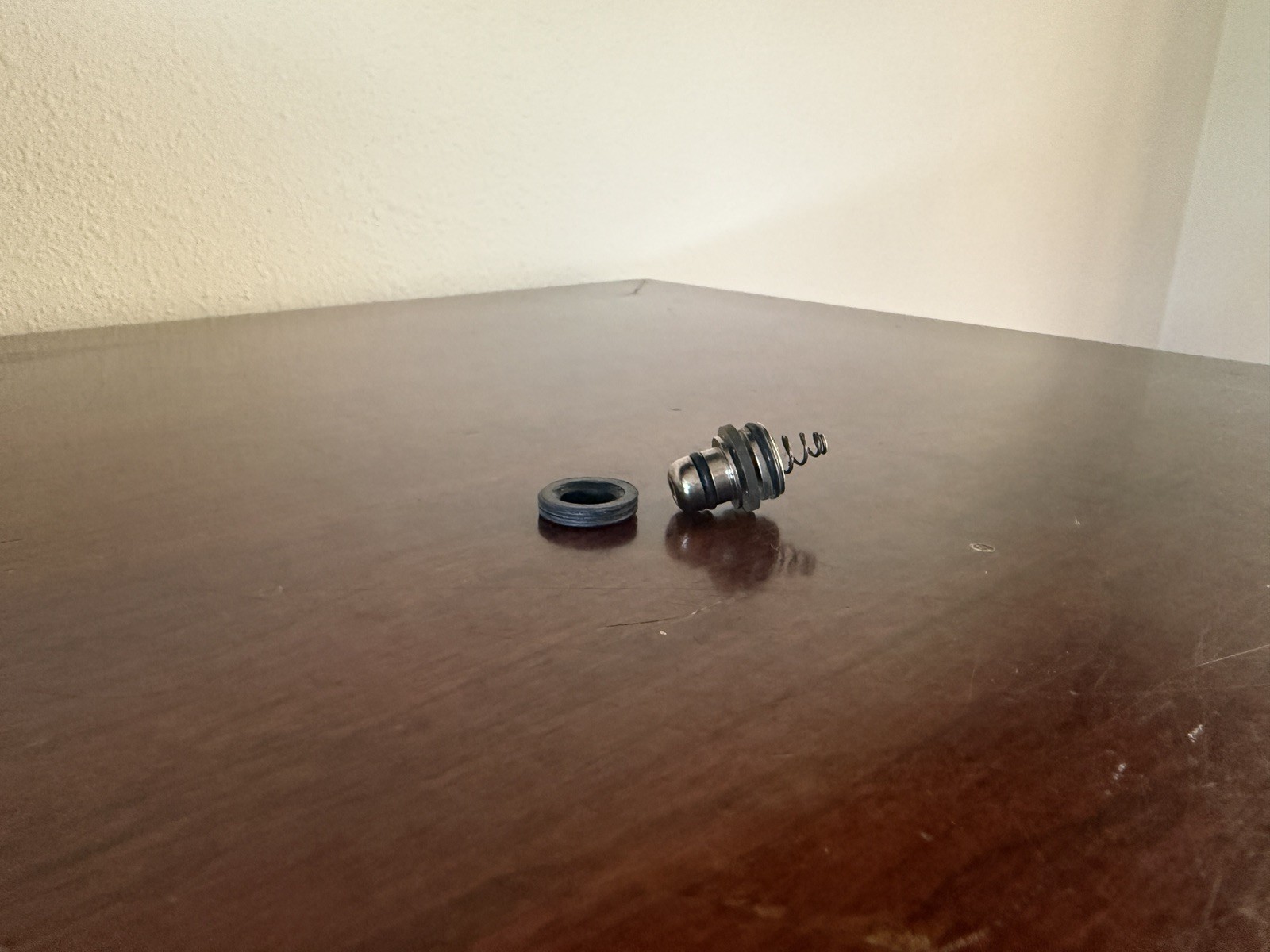 Rare Aleph McGizmo Button Top McE2S Flashlight Two Stage Tail Switch