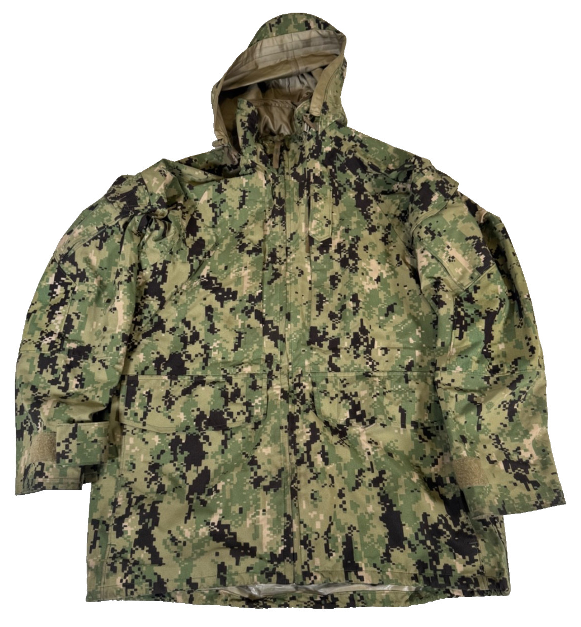 US Navy NWU Type III AOR2 Gore-Tex Parka Jacket Size Small Regular