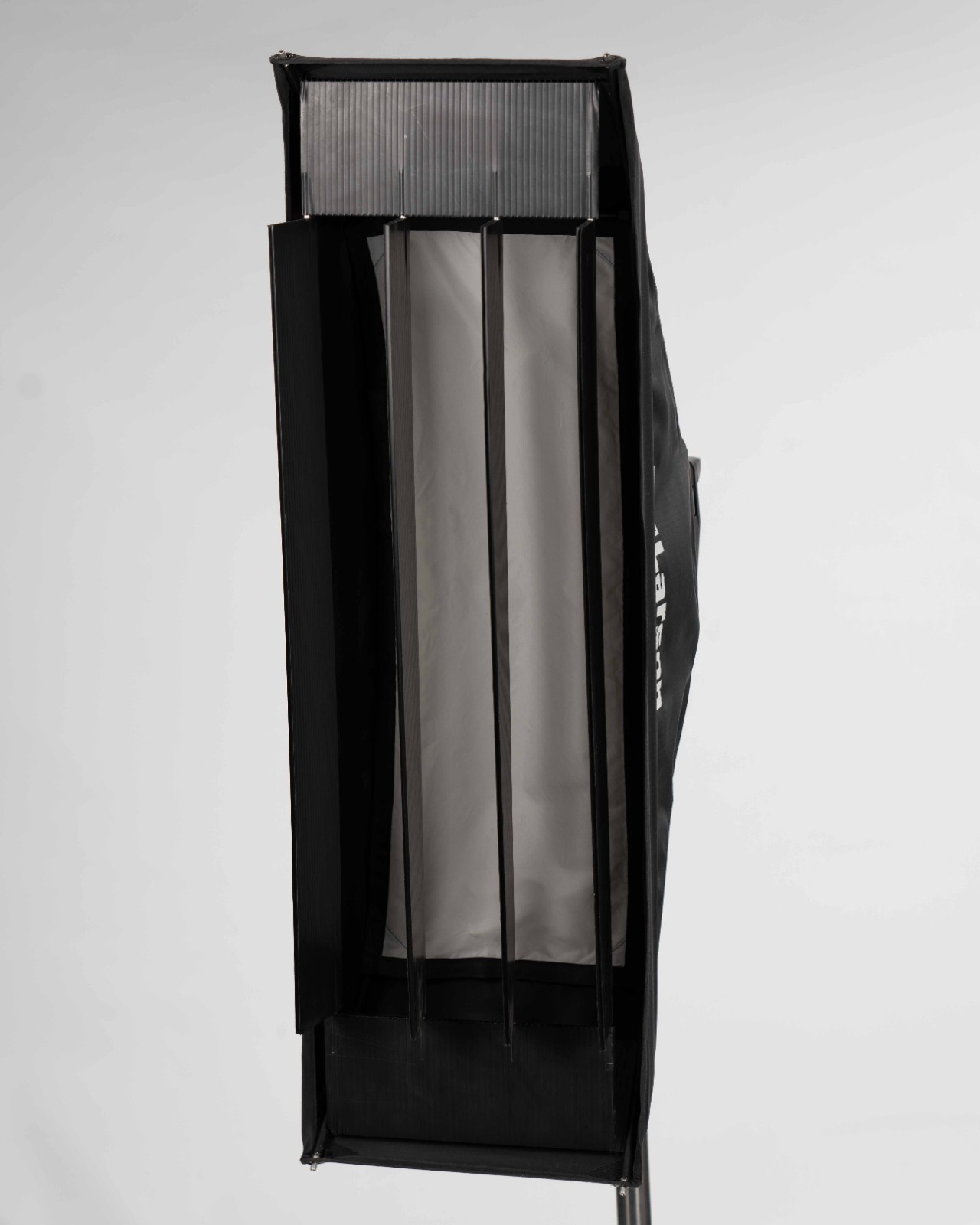 Larson 9" x 24" Softbox with Louvers
