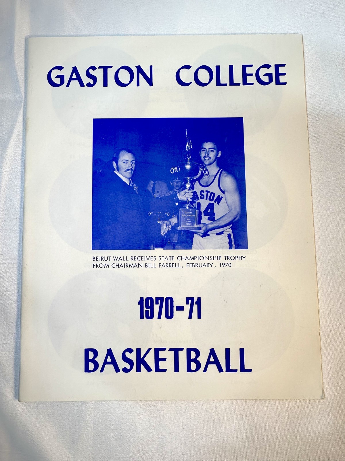 1970-71 Gaston College Basketball Program Yearbook Team Photos and Stats