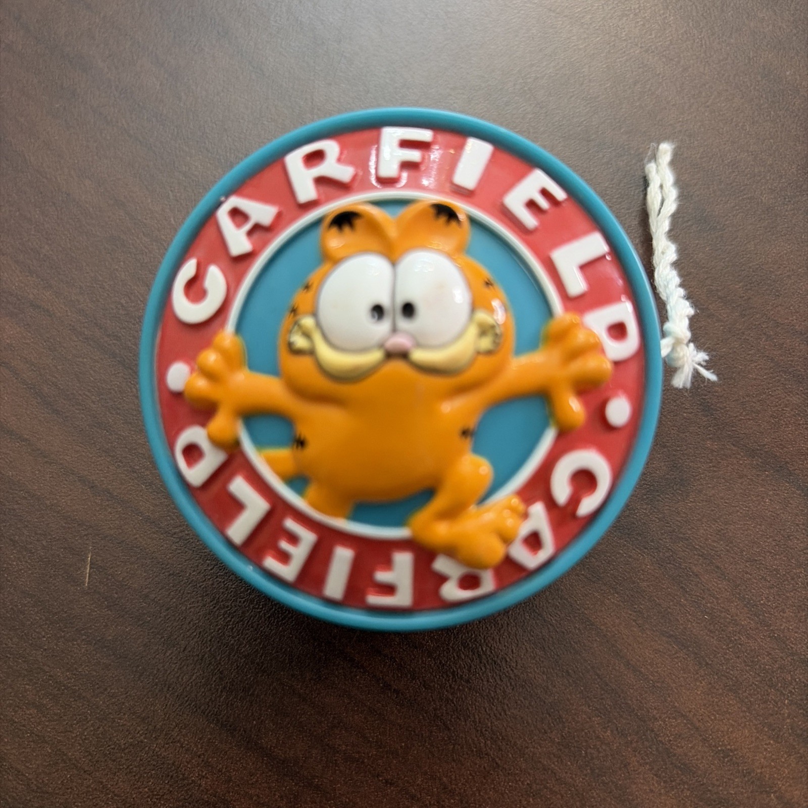 Vintage 1981 Avon Presents Garfield Yo-Yo NEW