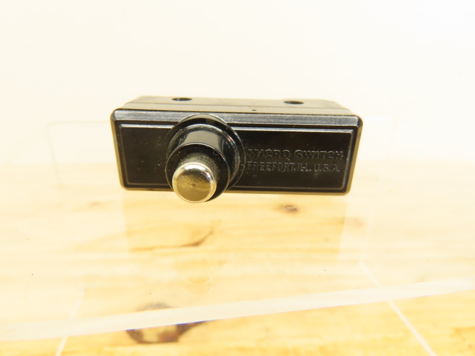 Industrial Snap Action Switch Over Travel Micro Switch Freeport ILL. GBS3-B
