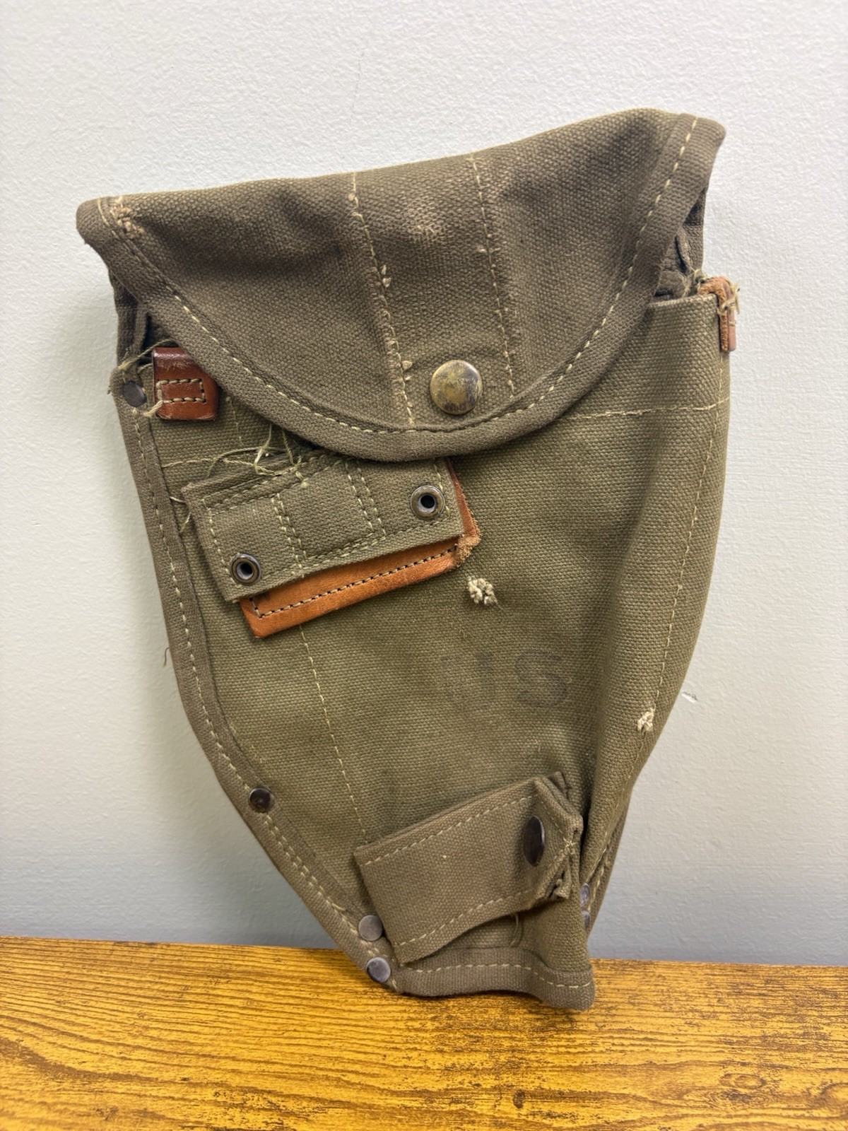 U.S. Military Issued Green Entrenching Pouch Tool Shovel Carrier OD M1956