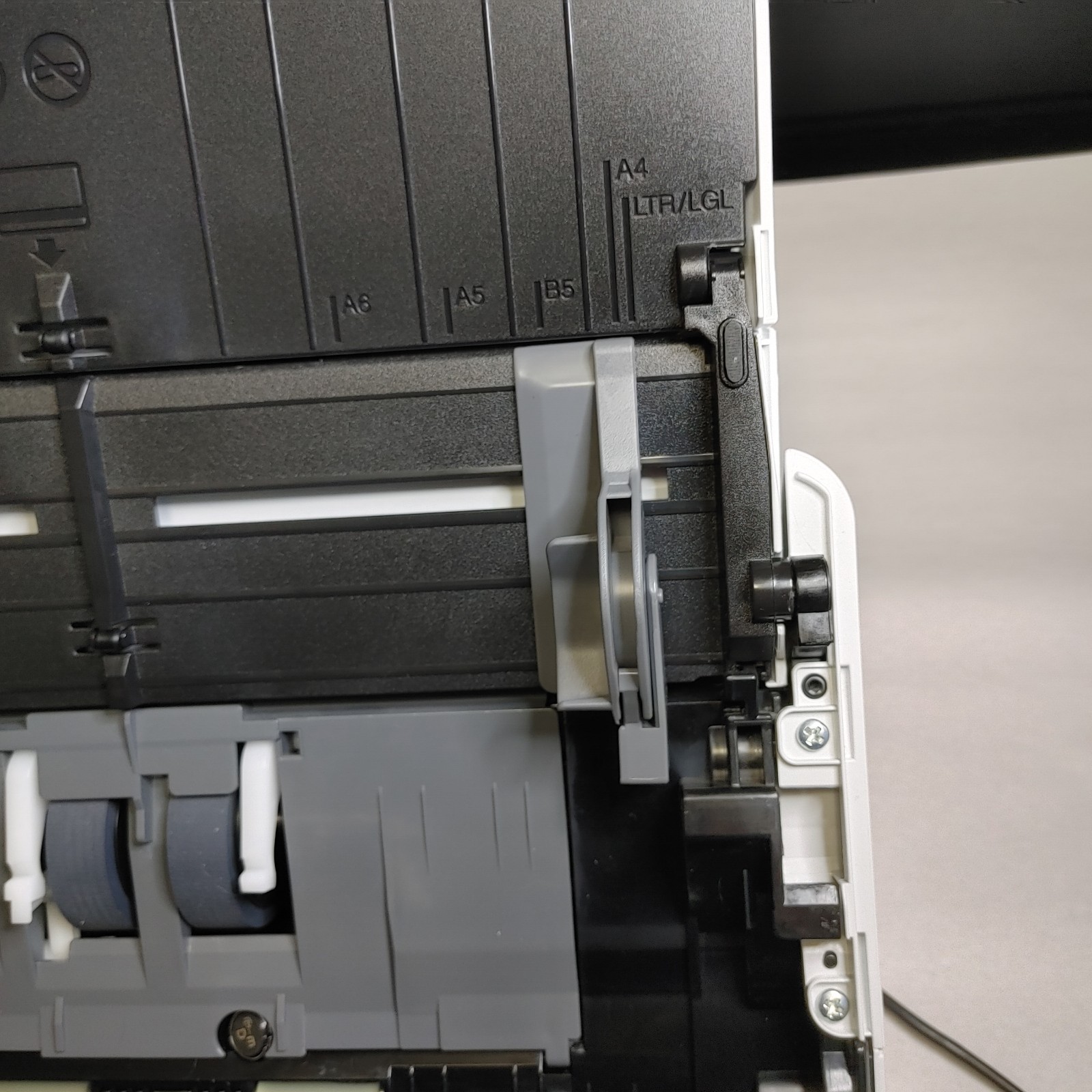 Epson DS-575W Duplex Document Scanner with Power Adapter (Missing Part)