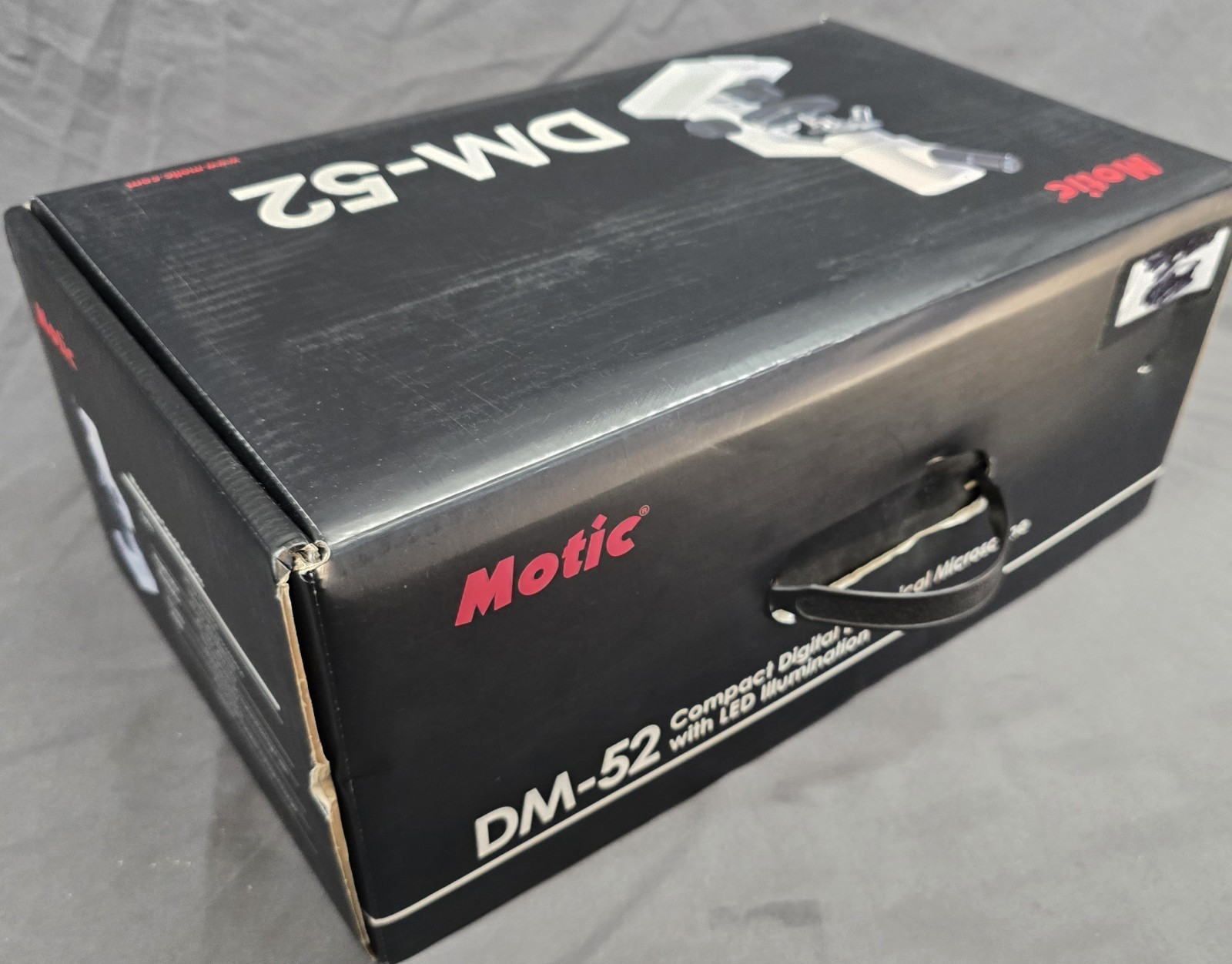 Motic DM52 Digital Microscope w/ 3 Objectives- 4X/F 10x & 40x Zoom Tested
