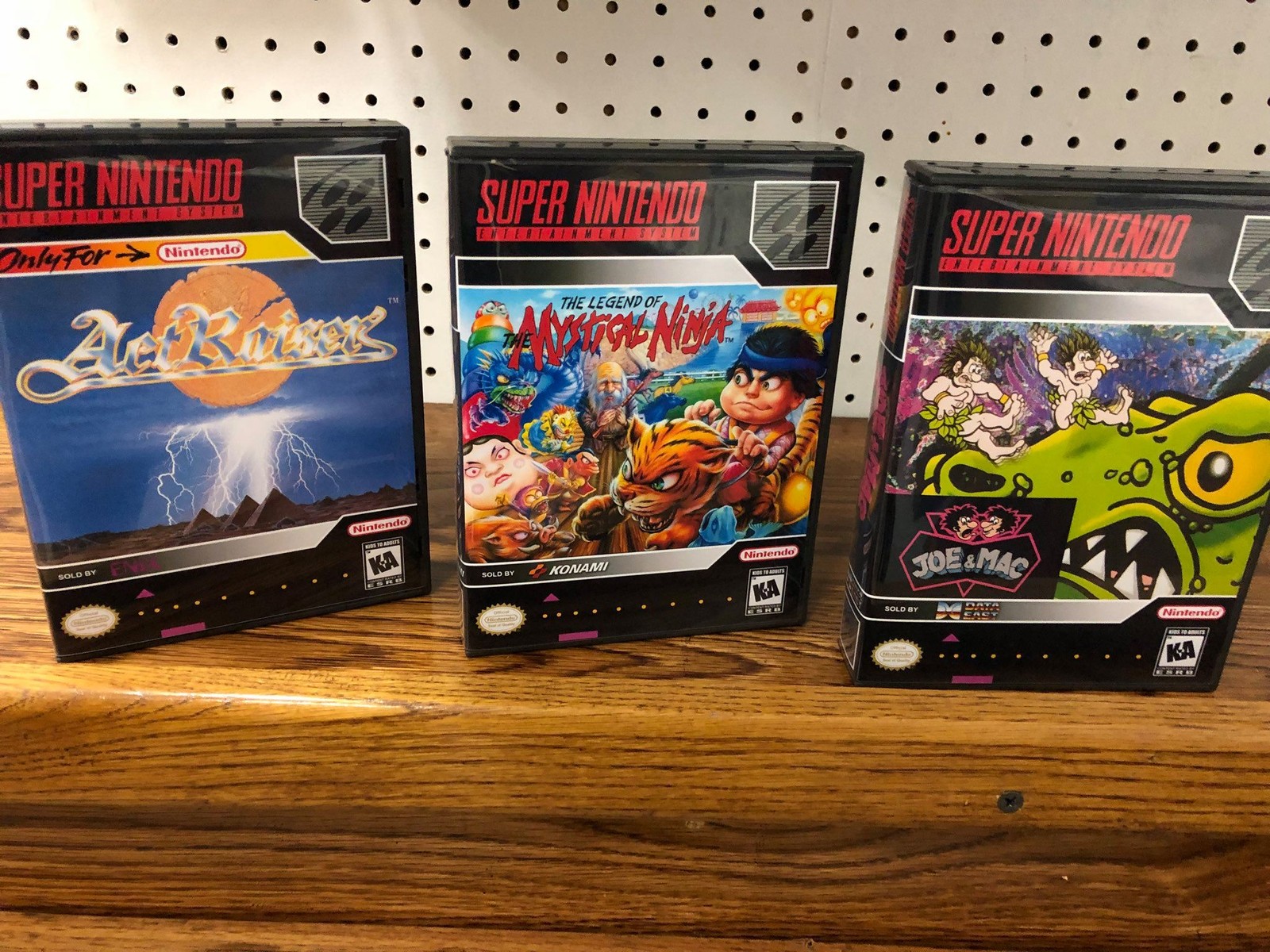 [#-F] Protective Display Case for Super Nintendo SNES Games - NO GAME/MANUAL