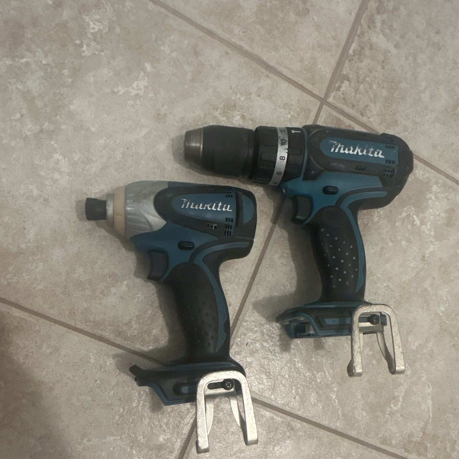 Makita 18V Cordless 2-Tool Set Drill/Driver BHP452 Impact BTD141