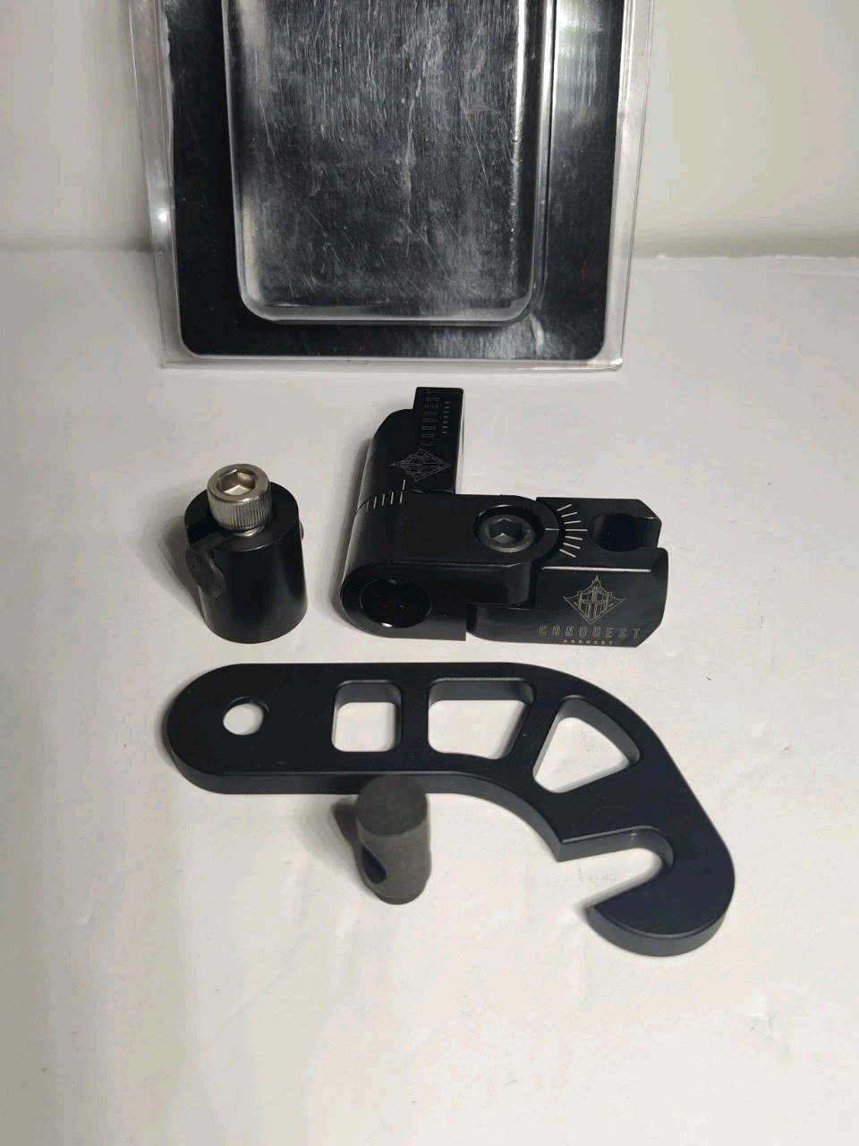 New Conquest Archery MOAB Front Offset Bracket Right V-Lock