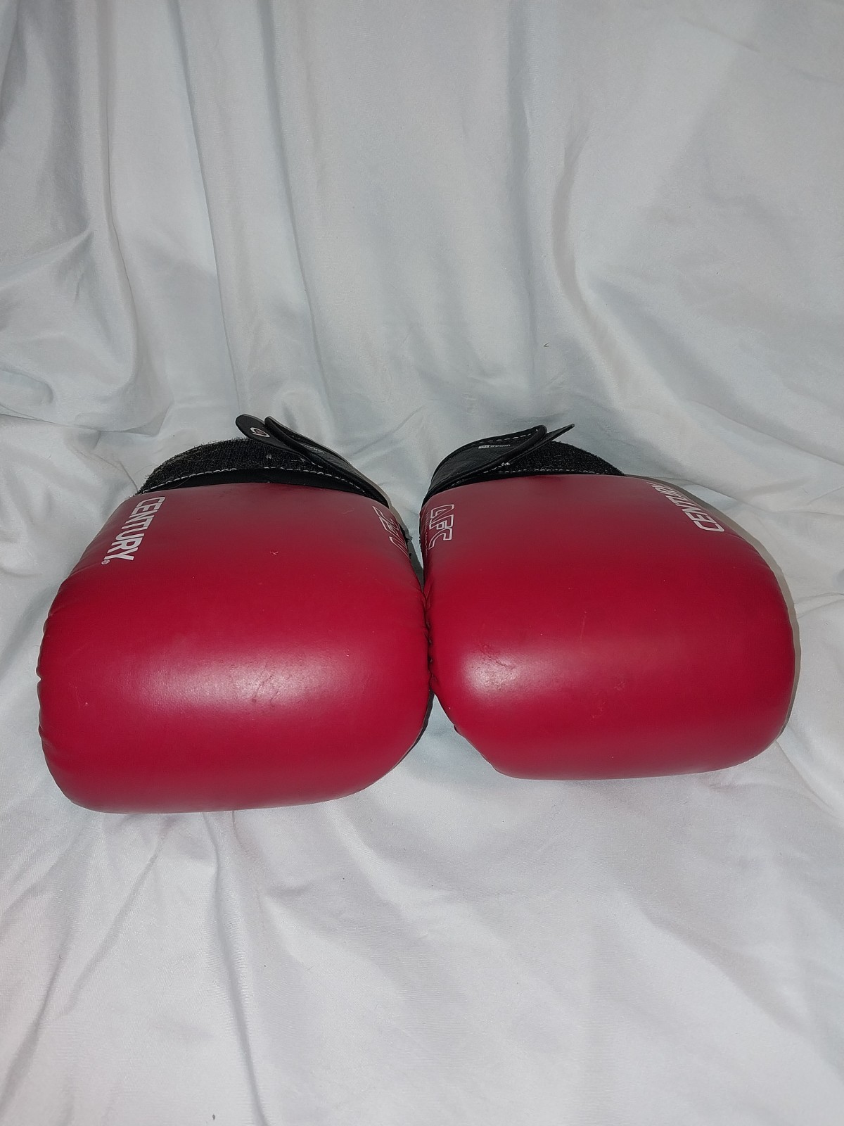 Sparring/training gloves Open Thumb Century