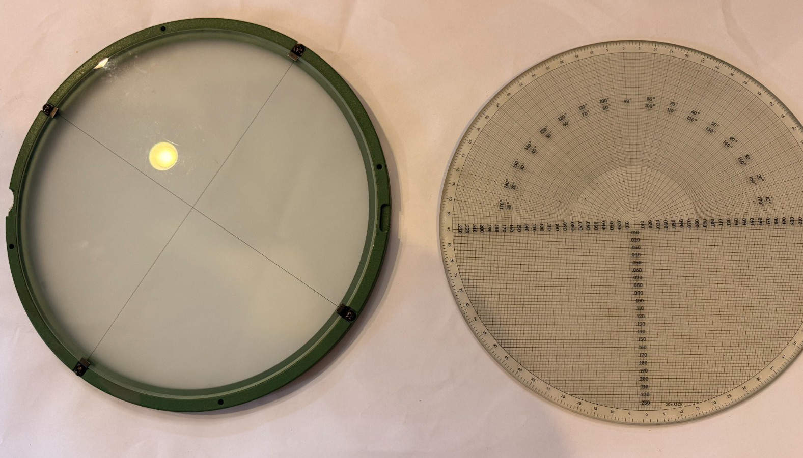 Glass COMPARATOR CHART JONES & LAMSON (?) RADIUS GRID 20x MAG & Cover 0-.230 180