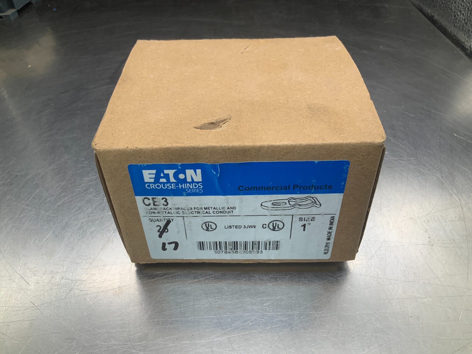 (17) Crouse-Hinds CB3 CB Clampback/Spacer 1"