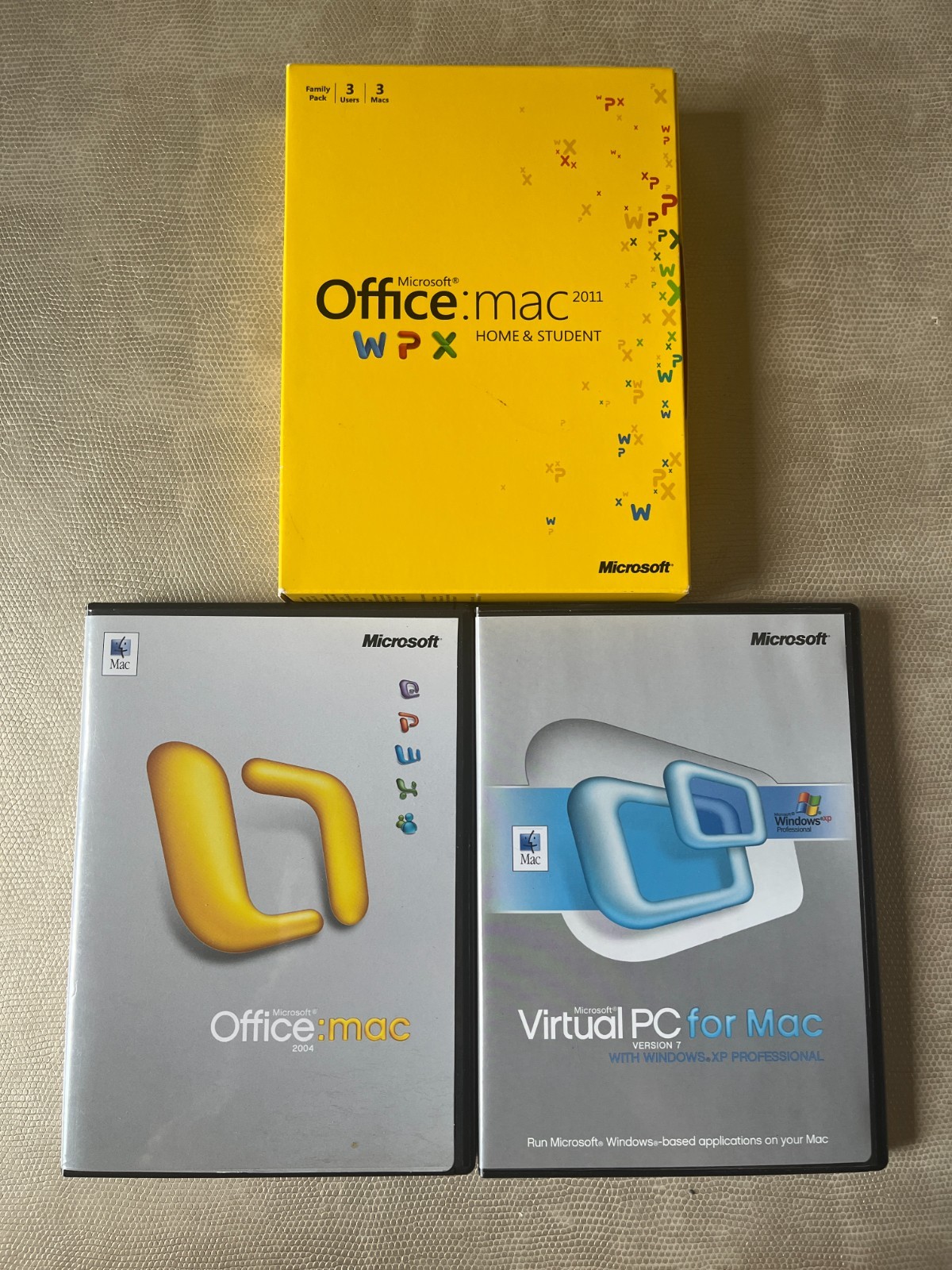 Microsoft Office Mac Home Student 2011 Family Pack + Office 2004, Virtual PC Mac