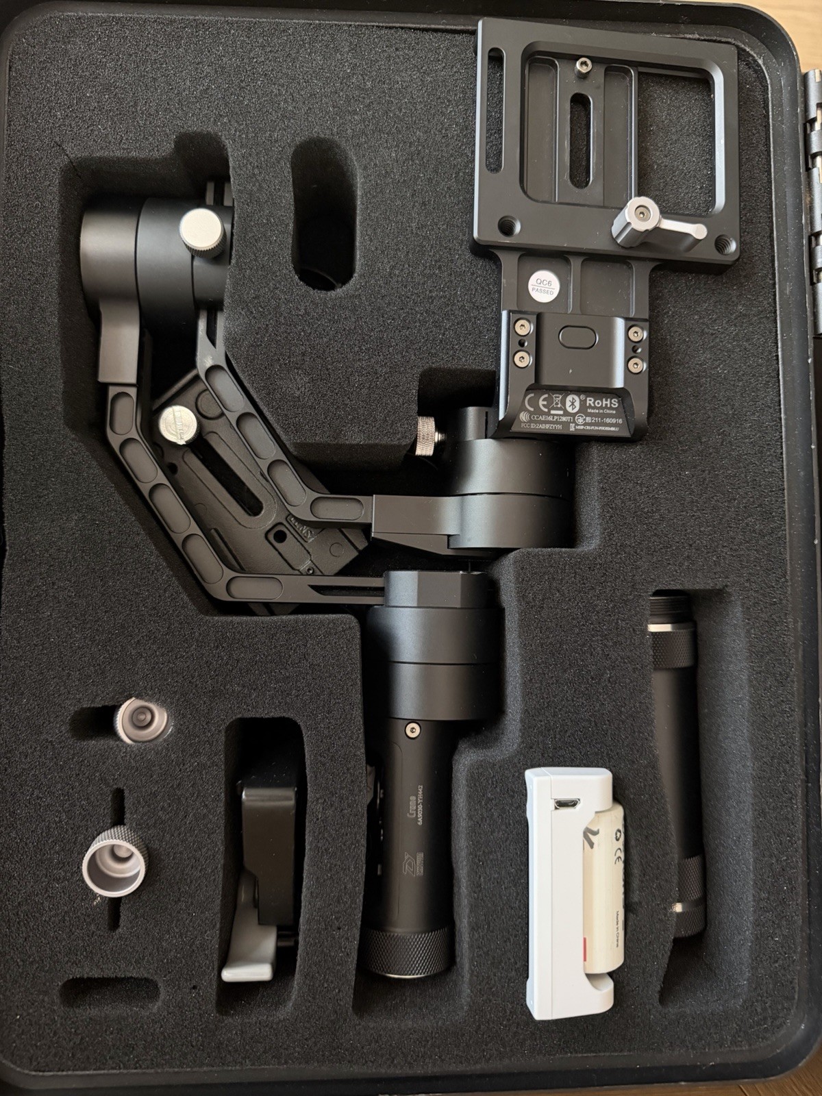 Zhiyun Crane V2 Handheld 3-Axis Gimbal Stabilizer for DSLR & Mirrorless Cameras