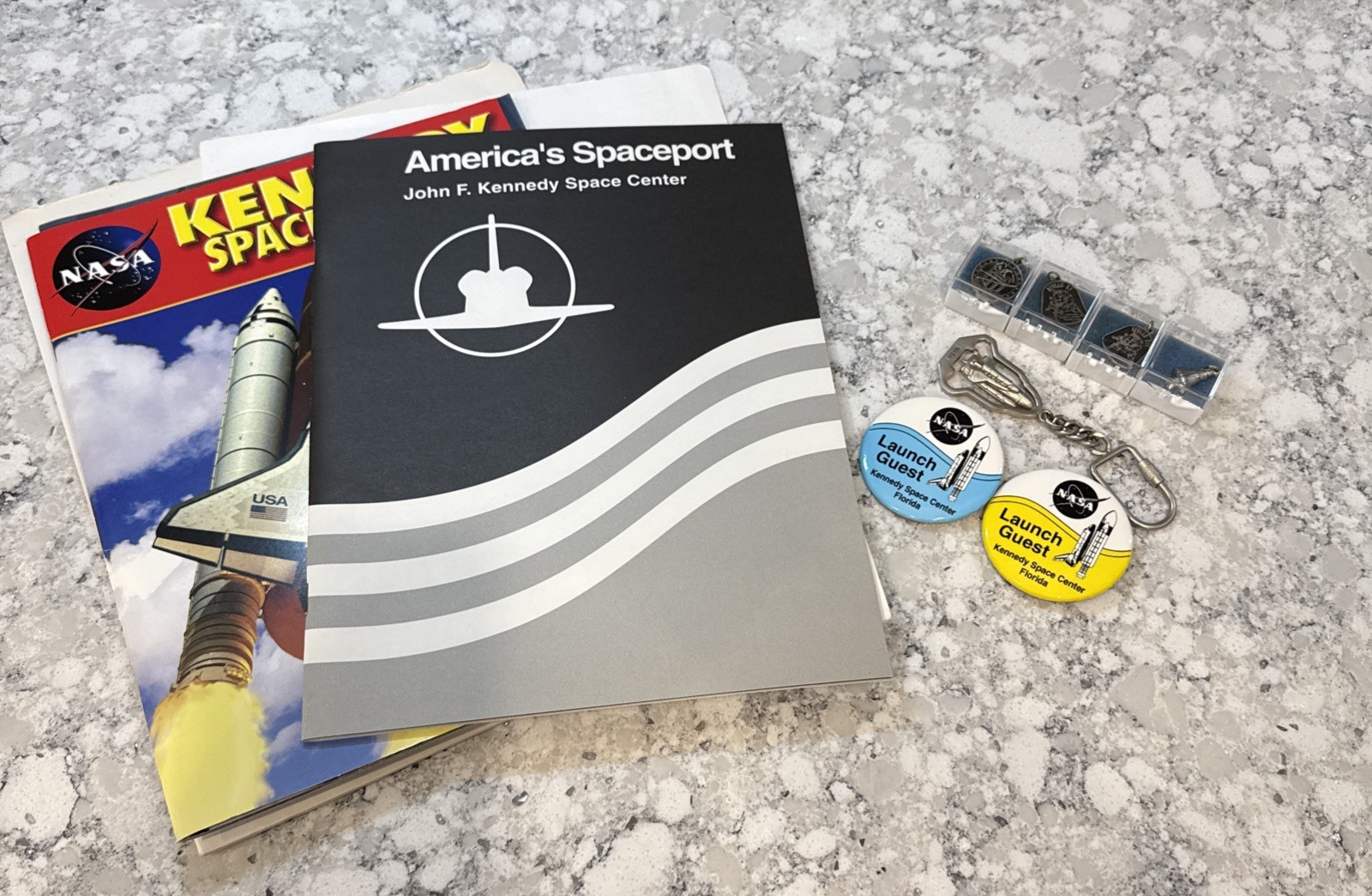 Lot Of VTG NASA Apollo Mission Souvenir Pendants & Other Memorabilia Souvenirs
