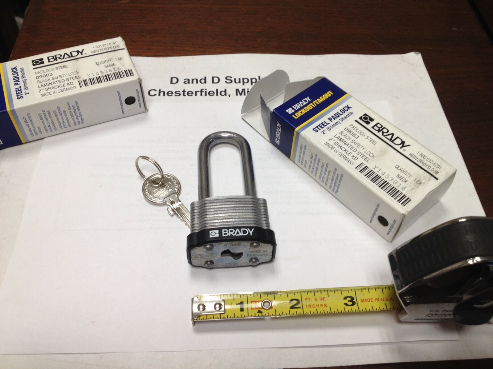 BRADY 143138, Keyed Padlock, Hardened Steel Extended Shackle(2"), 39N309
