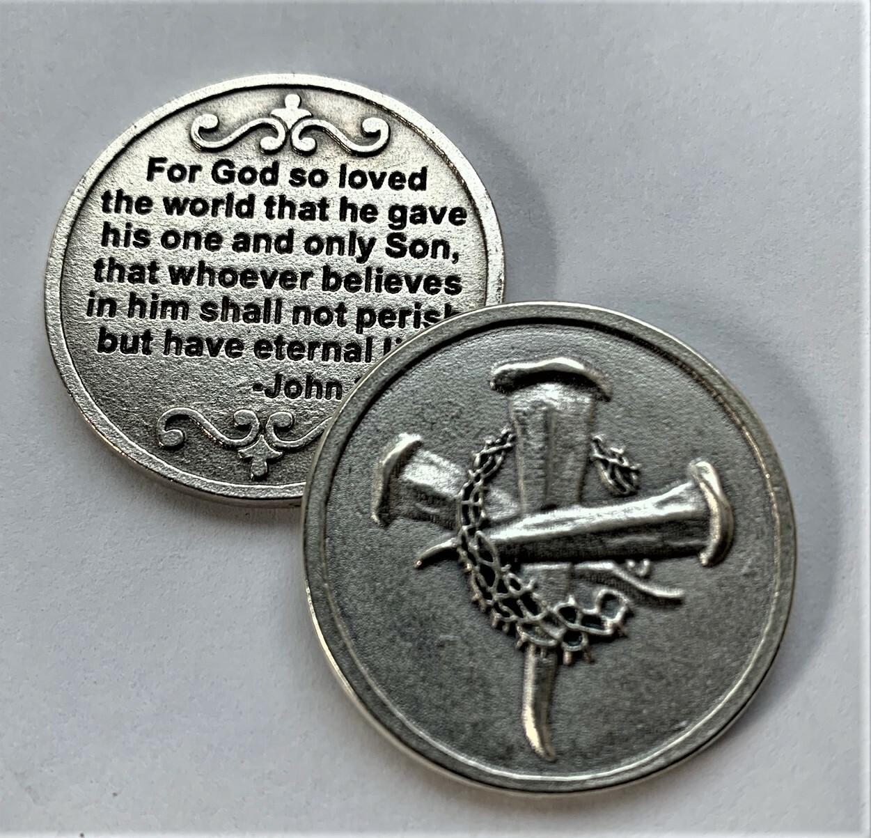 New Unique Cross Crown of Thorns Golf Ball Marker Pocket Token - John 3:16
