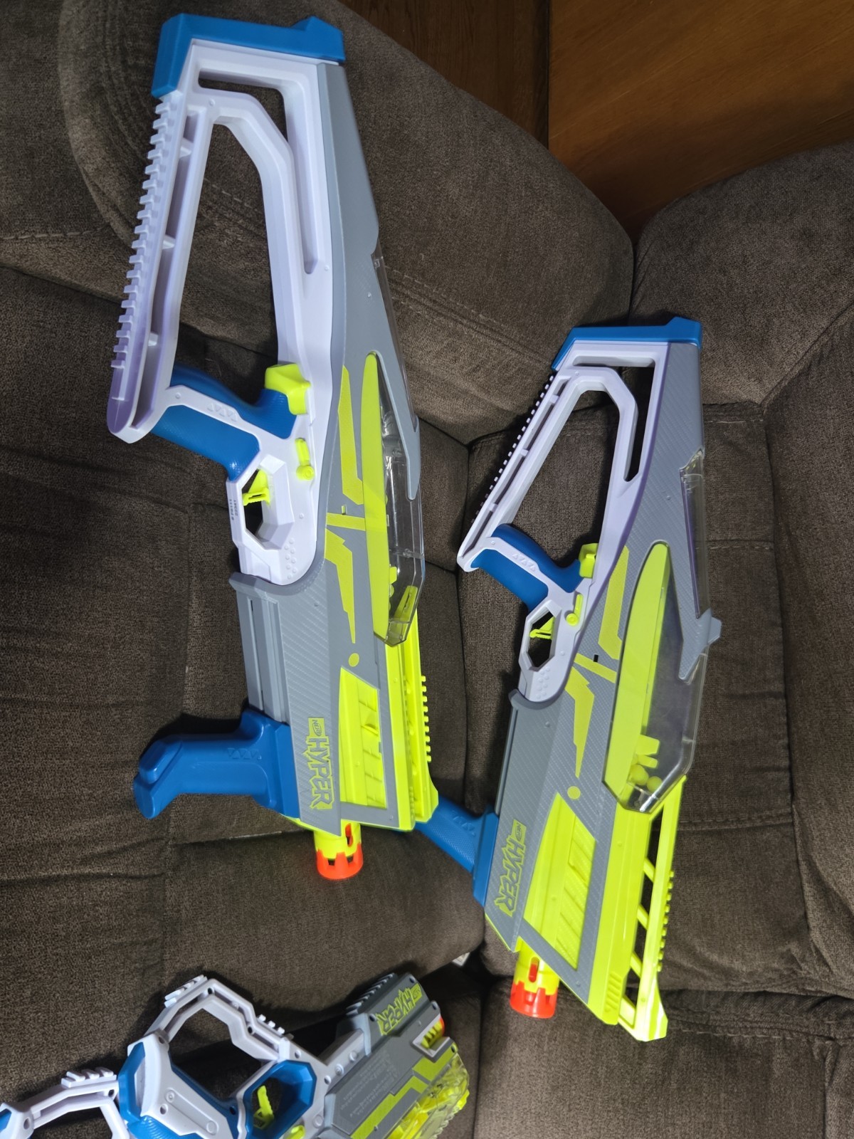 LOT OF (2) NERF HYPER EVOLVE-100 & (2) NERF HYPER RUSH-40 BLASTERS