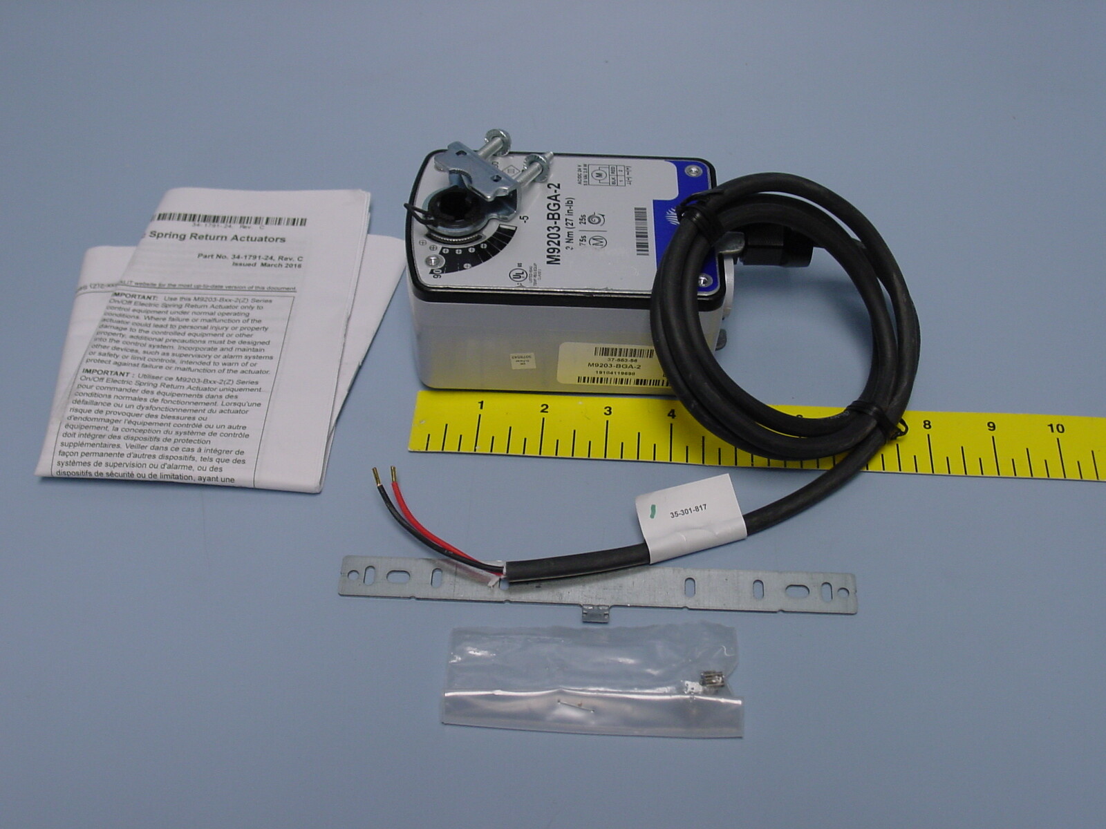 *JOHNSON CONTROLS M9203-BGA-2 DAMPER ACTUATOR 75 Sec. 25 Sec. Spring Return,24 V