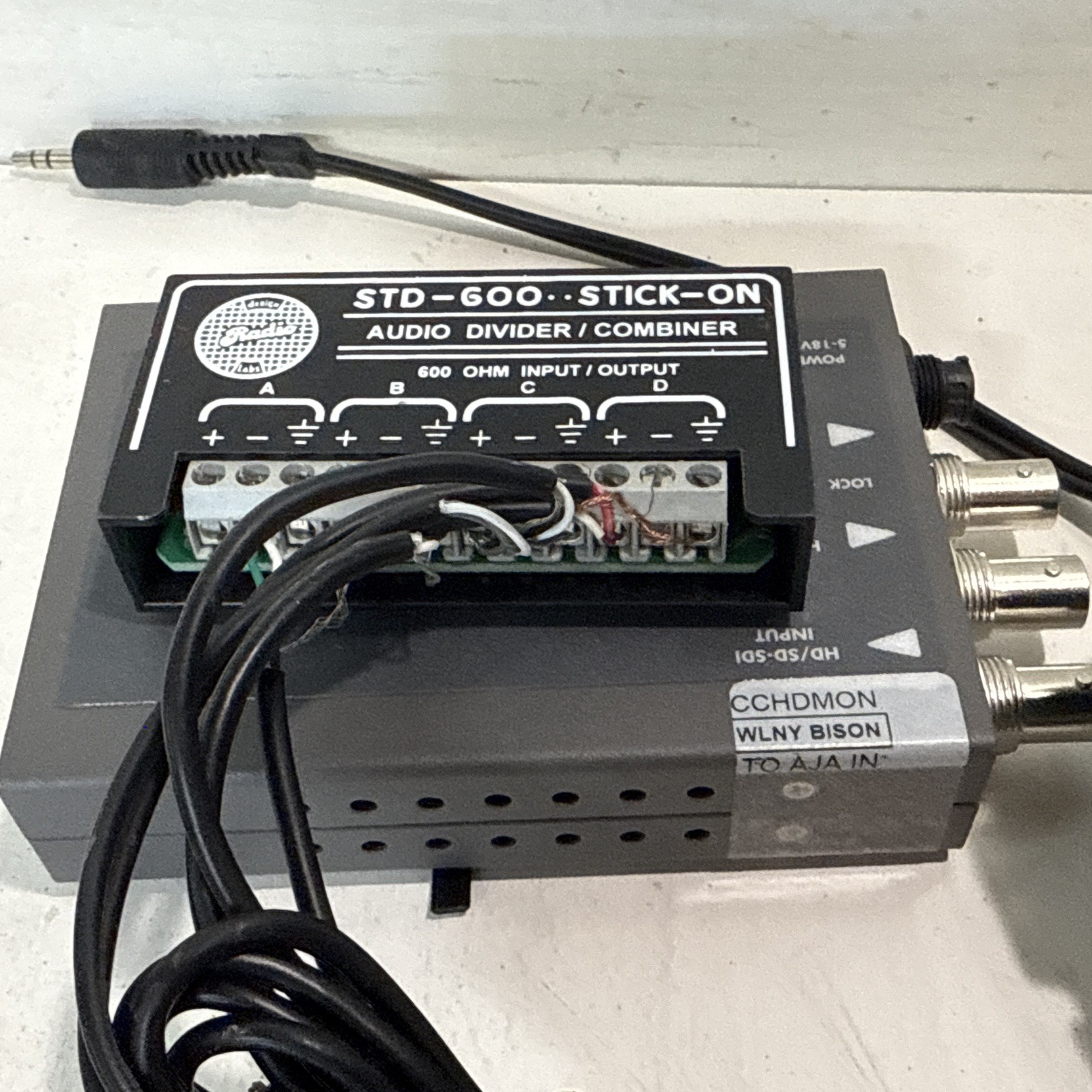 Aja HD10AMA Dual Rate HD/SD 4 Channel Balanced Audio Embedder/Disembedder W/STD-