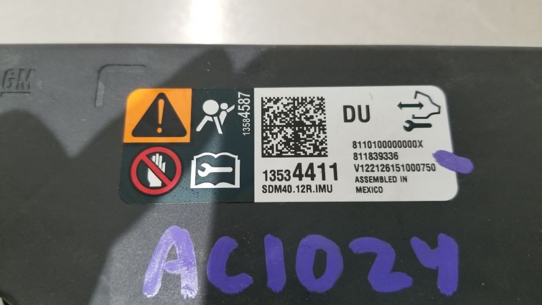 22 CHEVY SILVERADO 3500 SRS BAG MODULE 13584587