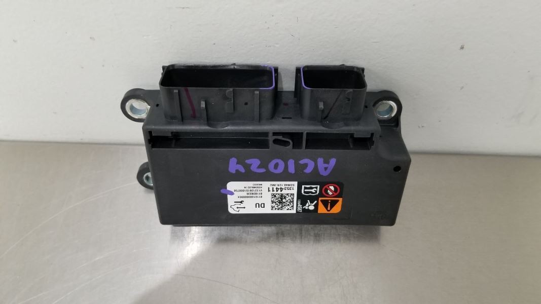 22 CHEVY SILVERADO 3500 SRS BAG MODULE 13584587