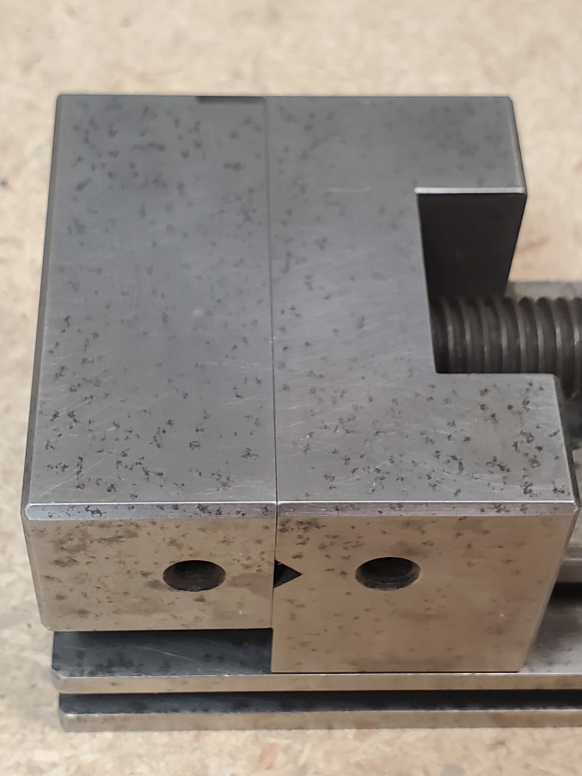Mitutoyo No. 986-111 percision toolmakers vise