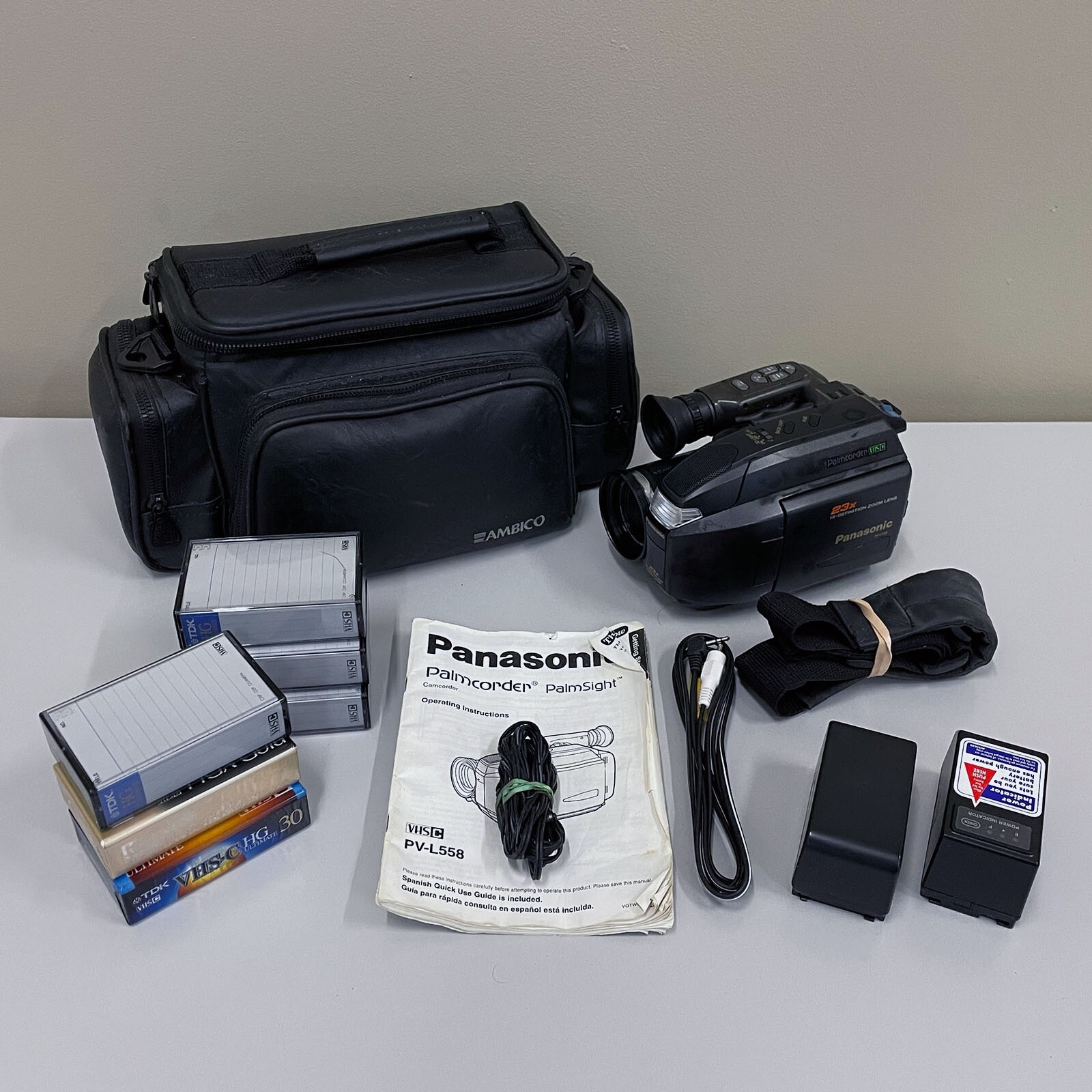 Panasonic Camcorder PV-L558 PalmSight Palmcorder w/ Case Tapes and More