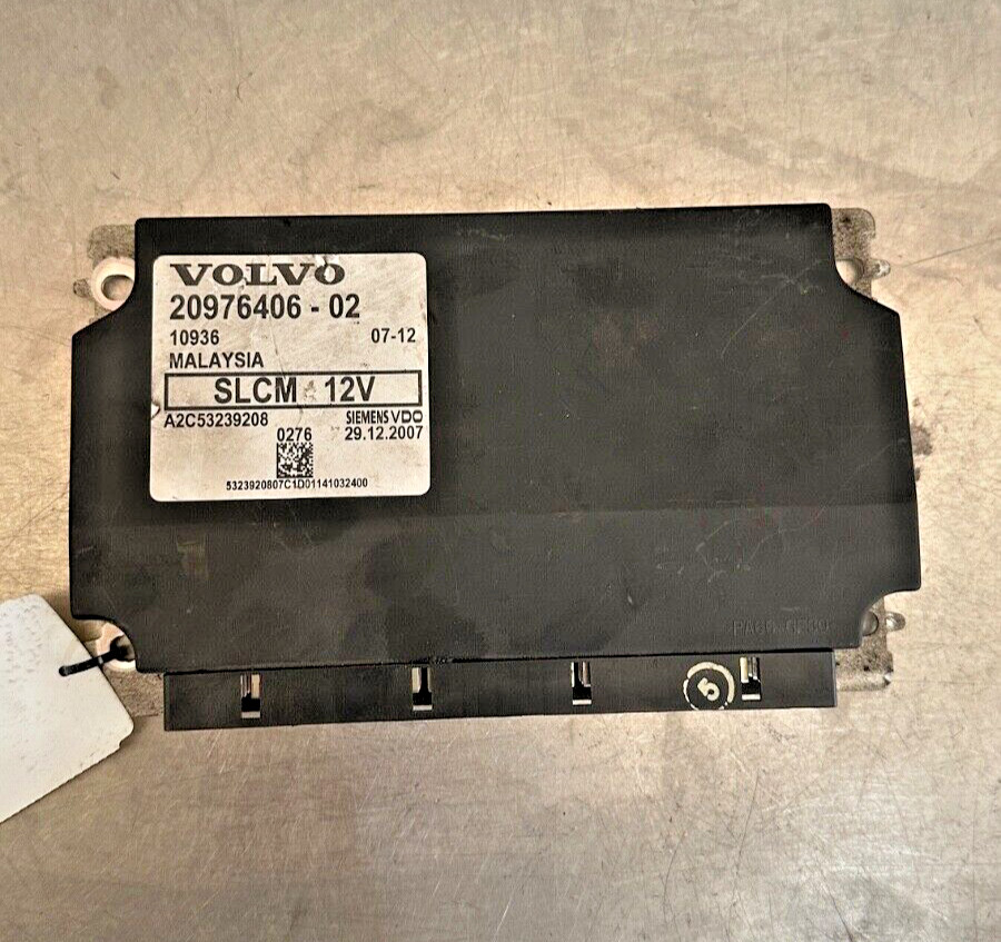 20976406-02 VOLVO VNL 0 DASH CONTROL MODULE 2858371 SLCM 12V