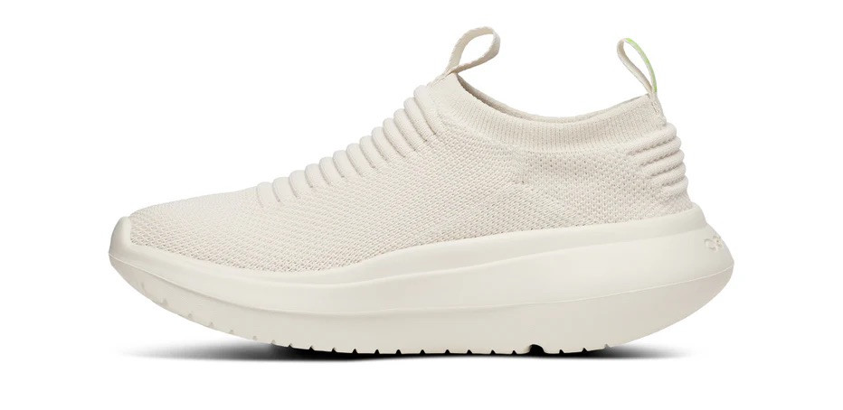 Oofos Women’s Size 8 Oomy Zen Chalk White