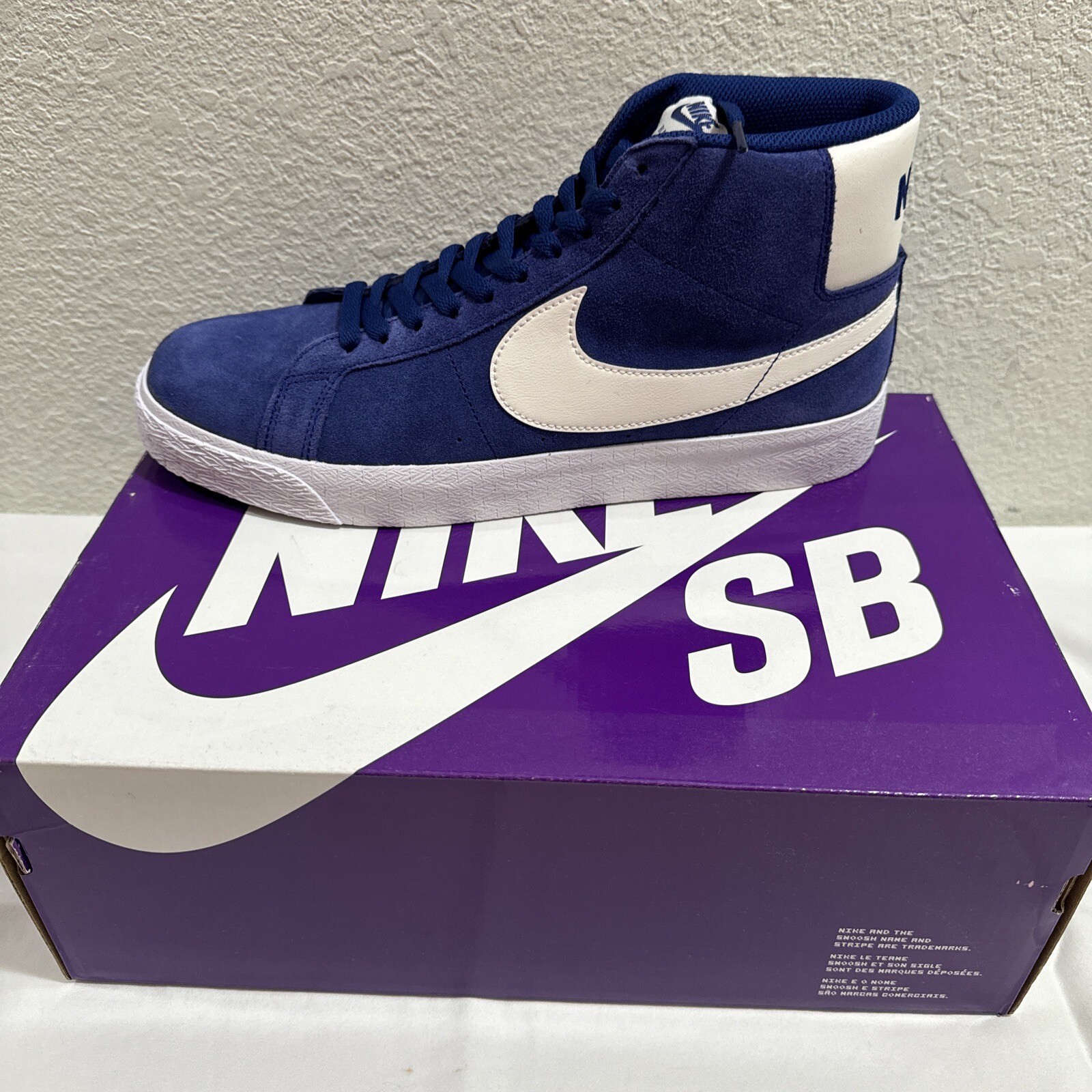 Nike SB Zoom Blazer Mid Men's Size 11 Royal Blue Suede Skate Shoes 864349-403