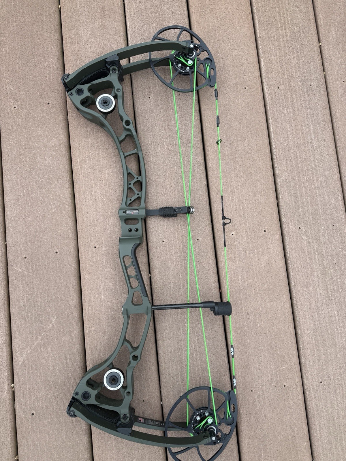 bowtech cp28 compound bow